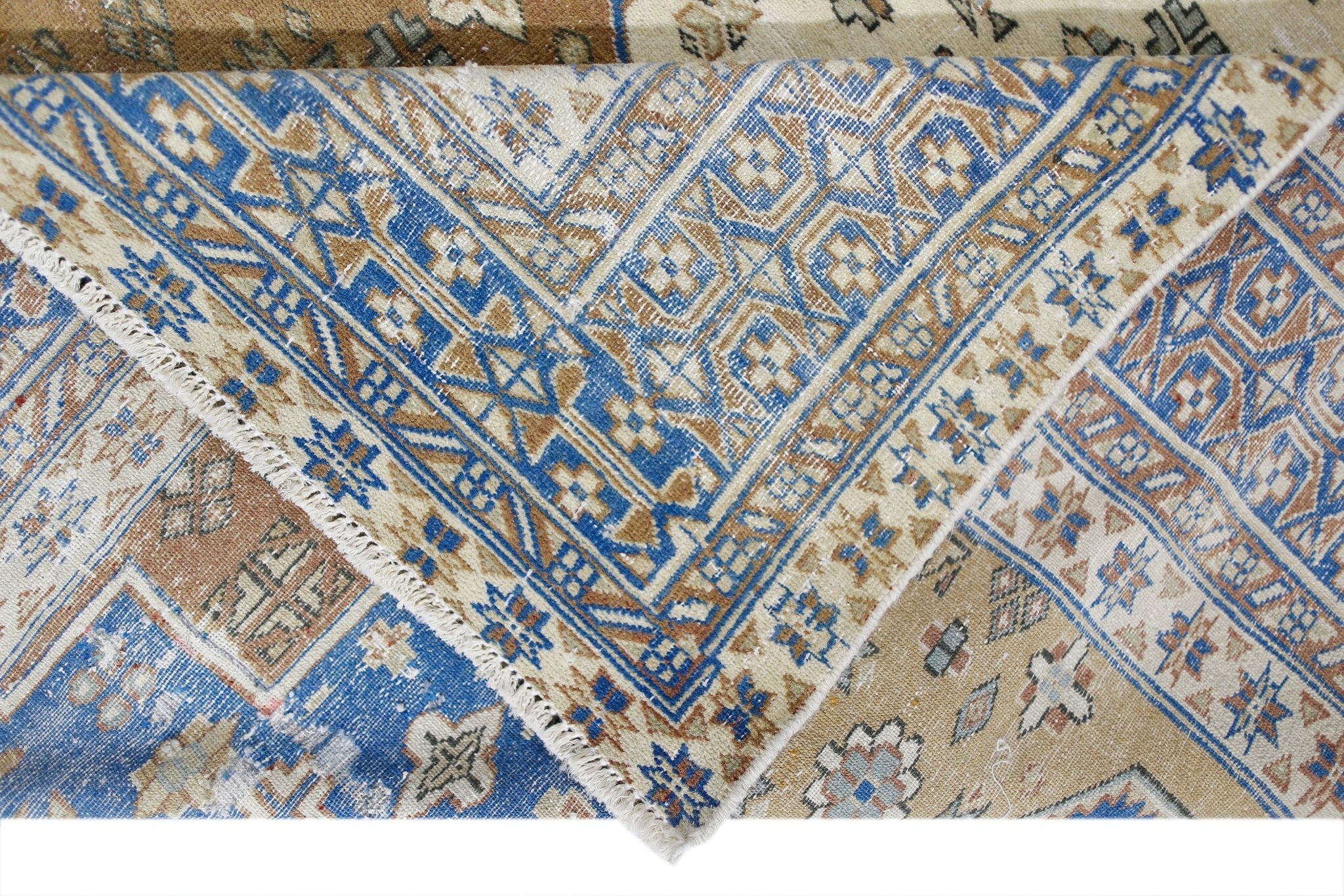 Handmade Vintage Persian Rug | 272 x 182 cm | 8'11" x 6' - Najaf Rugs & Textile