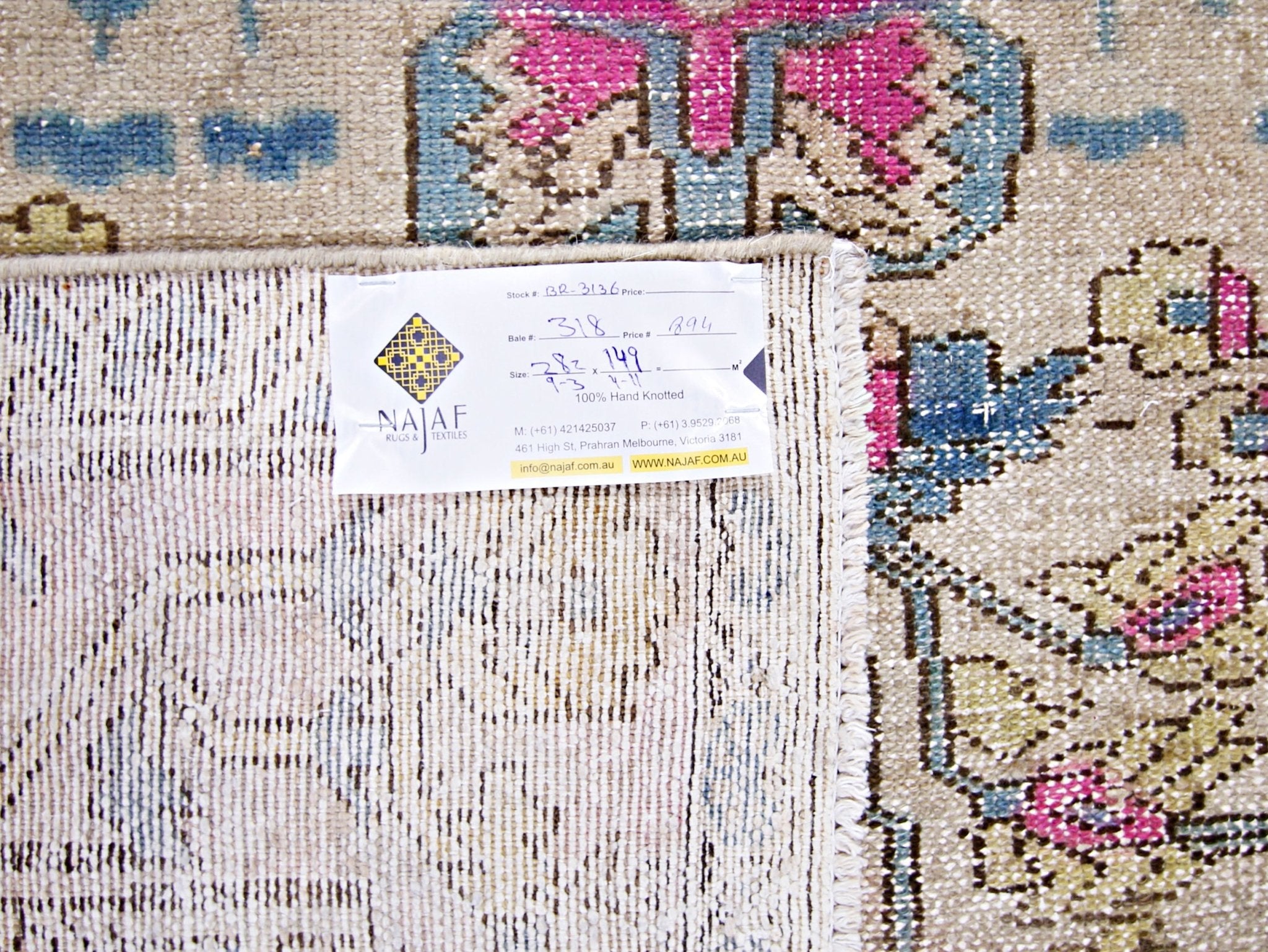 Handmade Vintage Persian Rug | 282 x 149 cm | 9'3" x 4'11" - Najaf Rugs & Textile