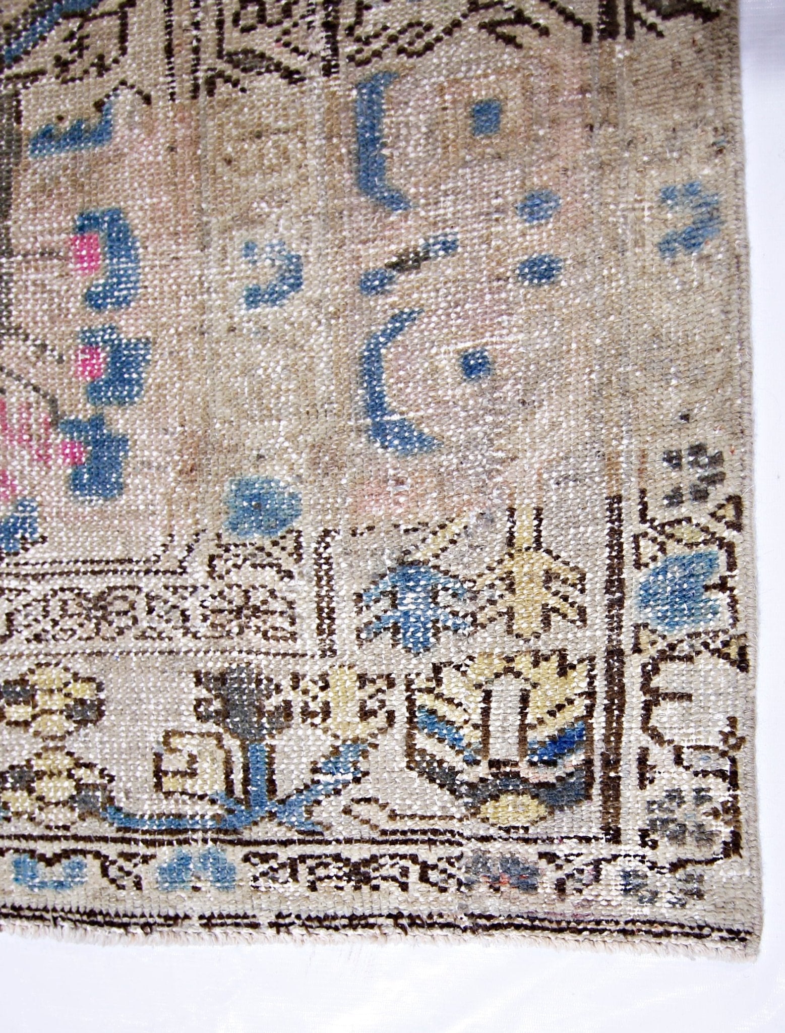 Handmade Vintage Persian Rug | 282 x 149 cm | 9'3" x 4'11" - Najaf Rugs & Textile