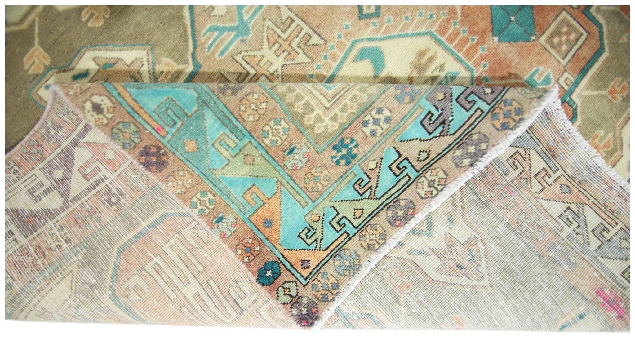 Handmade Vintage Persian Rug | 285 x 142 cm | 9'4" x 4'8" - Najaf Rugs & Textile