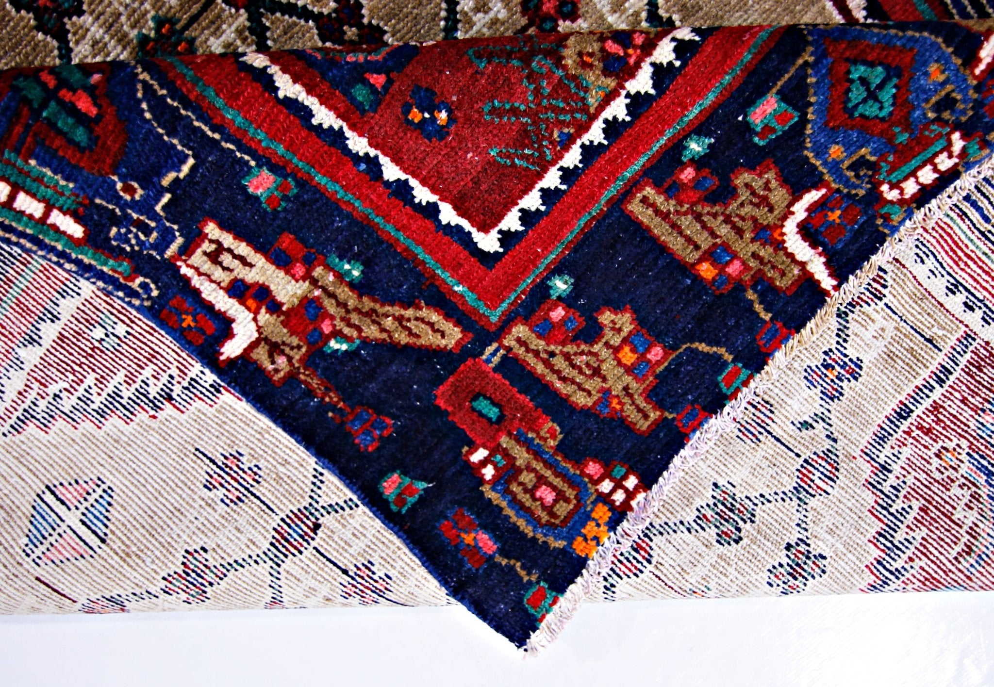 Handmade Vintage Persian Sanandaj Rug | 193 x 120 cm | 6'4" x 3'11" - Najaf Rugs & Textile