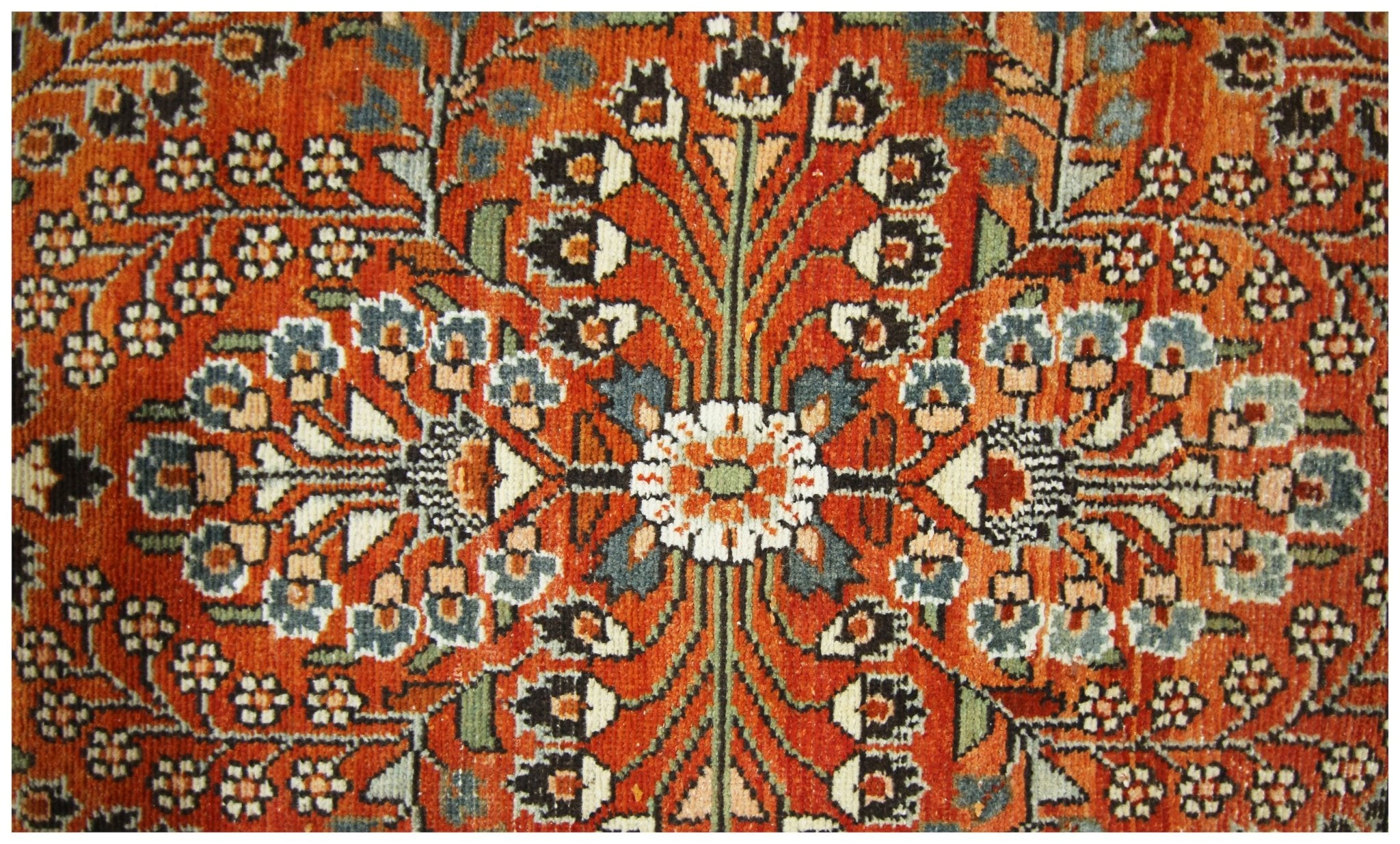 Handmade Vintage Persian Sarouk Hallway Runner | 760 x 83 cm | 24'11" x 2'9" - Najaf Rugs & Textile