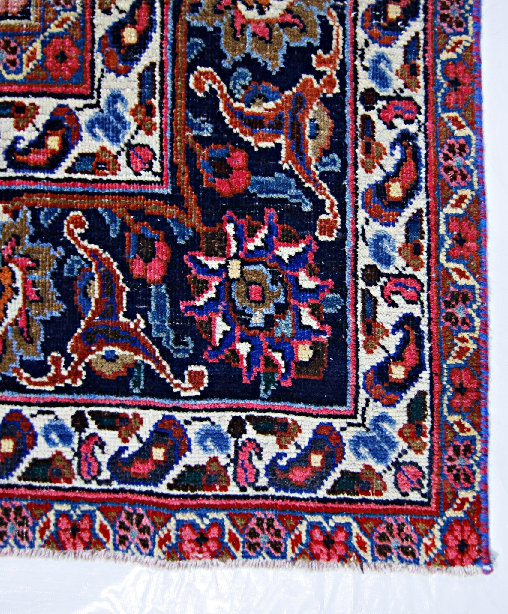 Handmade Vintage Persian Sarouk Rug | 298 x 211 cm | 9'9" x 6'11" - Najaf Rugs & Textile