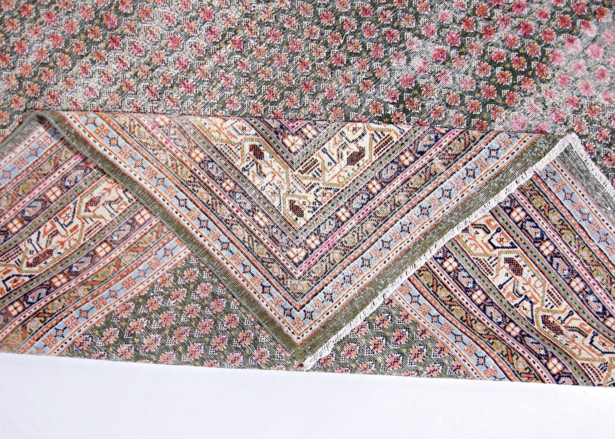 Handmade Vintage Persian Senneh Rug | 288 x 194 cm | 9'5" x 6'4" - Najaf Rugs & Textile
