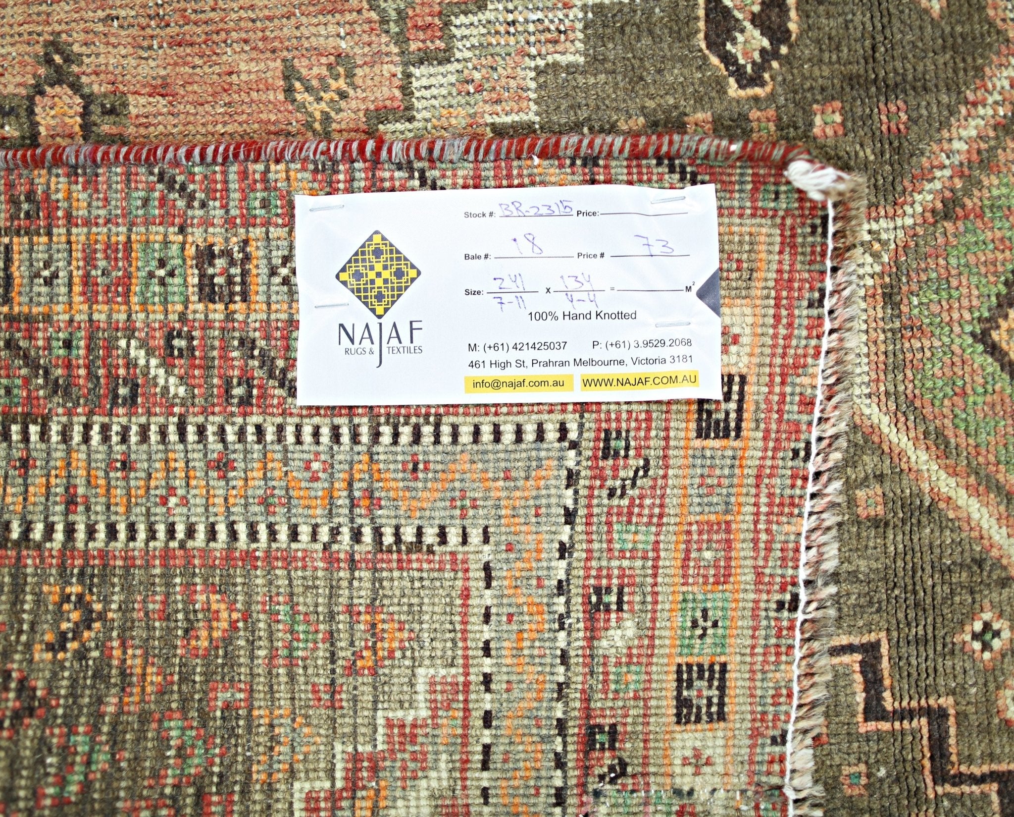 Handmade Vintage Persian Shiraz Rug | 241 x 134 cm | 7'11" x 4'4" - Najaf Rugs & Textile
