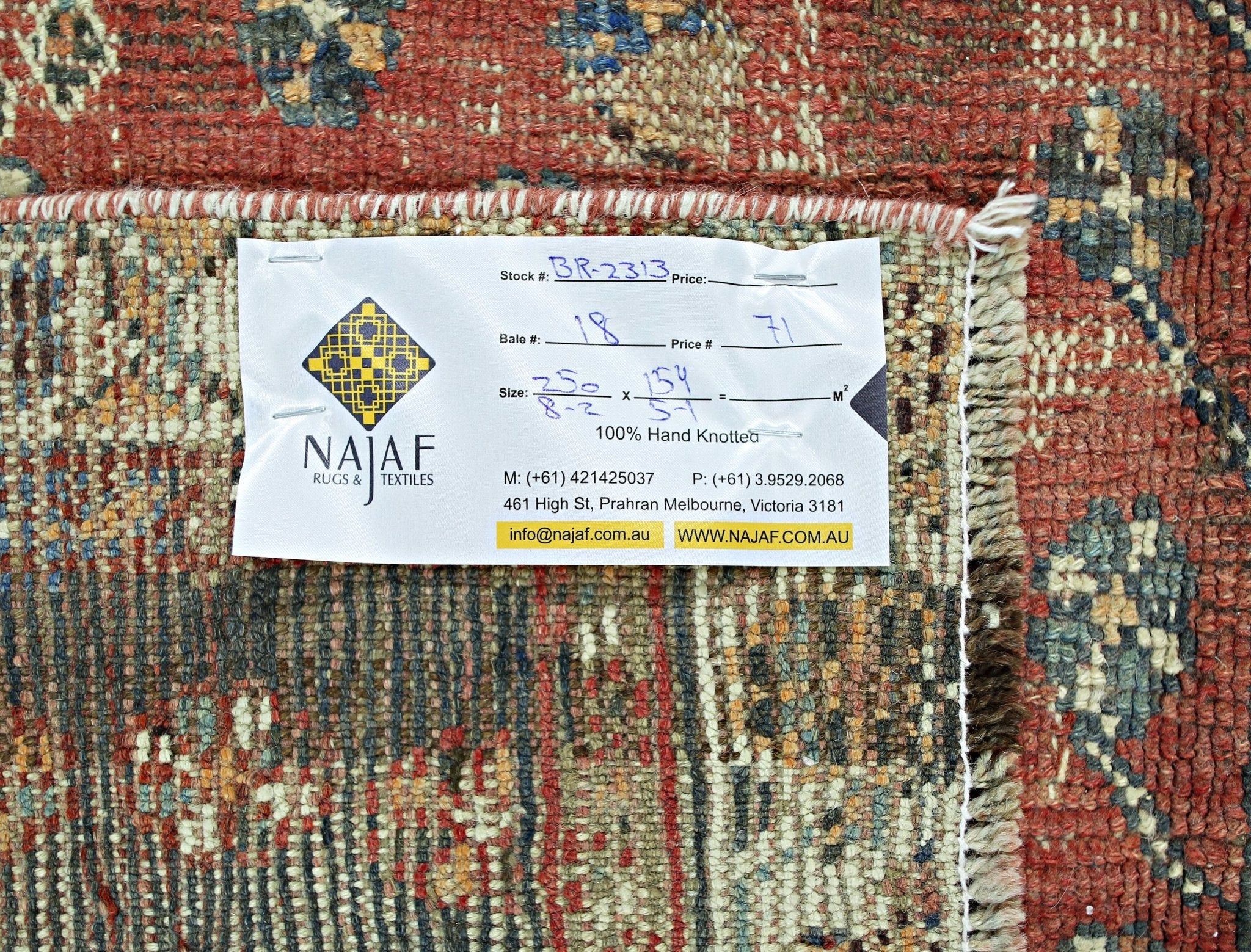 Handmade Vintage Persian Shiraz Rug | 250 x 154 cm | 8'2" x 5'1" - Najaf Rugs & Textile