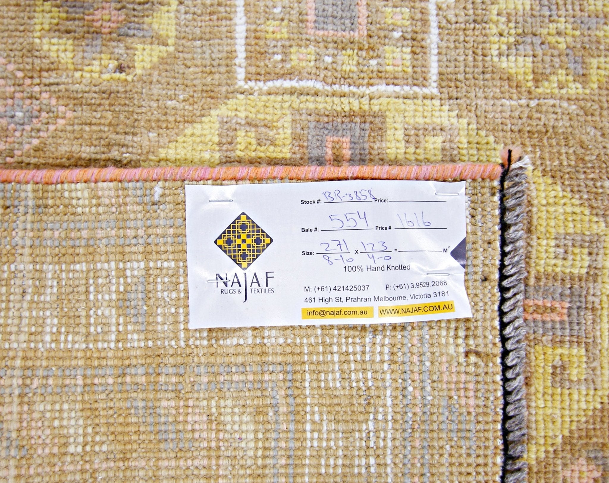 Handmade Vintage Persian Shiraz Rug | 271 x 123 cm | 8'10" x 4' - Najaf Rugs & Textile