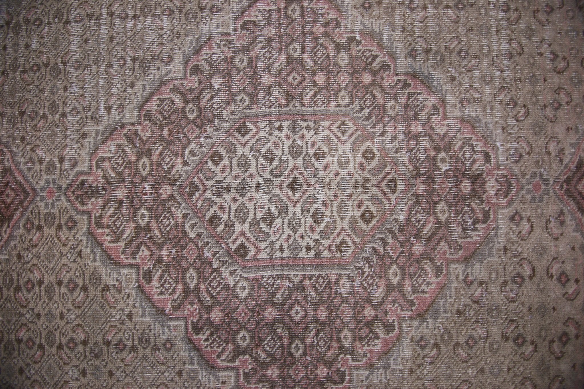 Handmade Vintage Persian Tabriz Rug | 261 x 177 cm | 8'7" x 5'10" - Najaf Rugs & Textile