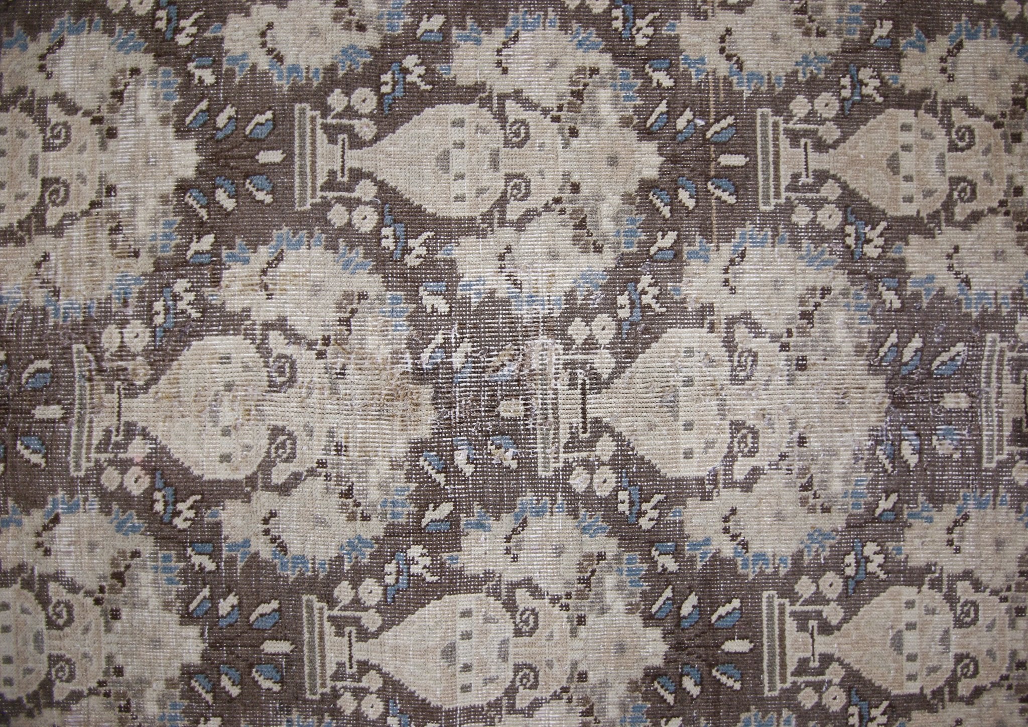 Handmade Vintage Persian Tabriz Rug | 269 x 181 cm | 8'10" x 5'11" - Najaf Rugs & Textile