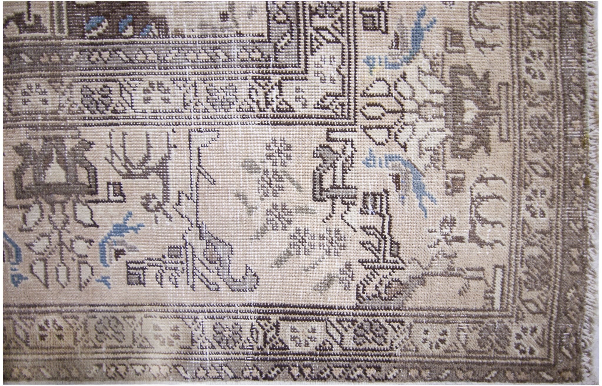 Handmade Vintage Persian Tabriz Rug | 269 x 181 cm | 8'10" x 5'11" - Najaf Rugs & Textile