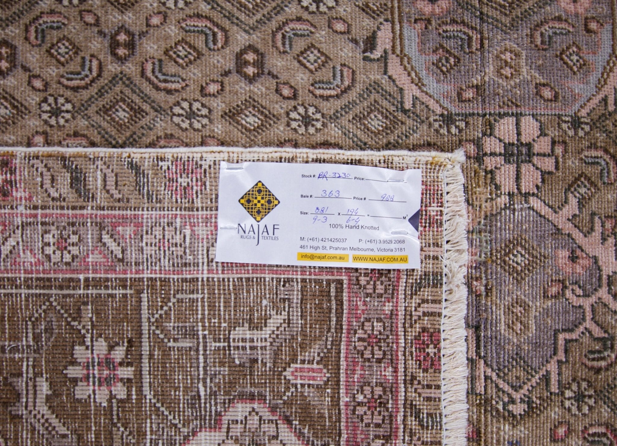Handmade Vintage Persian Tabriz Rug | 281 x 194 cm | 9'3" x 6'4" - Najaf Rugs & Textile