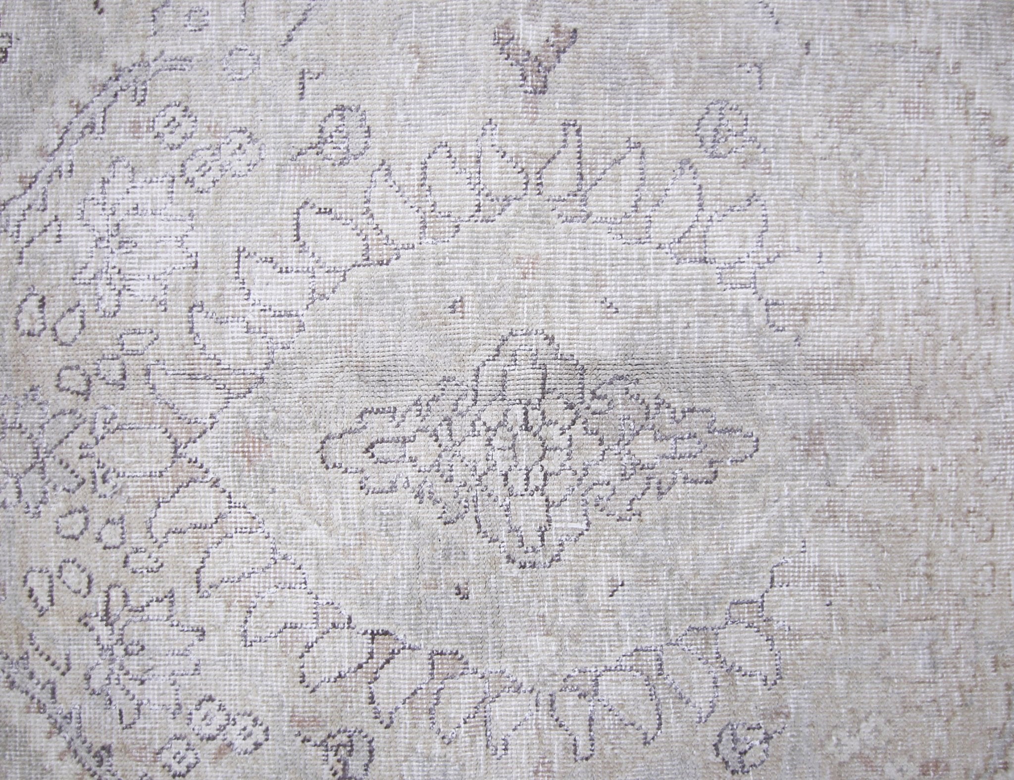 Handmade Vintage Persian Tabriz Rug | 292 x 203 cm | 9'7" x 6'8" - Najaf Rugs & Textile