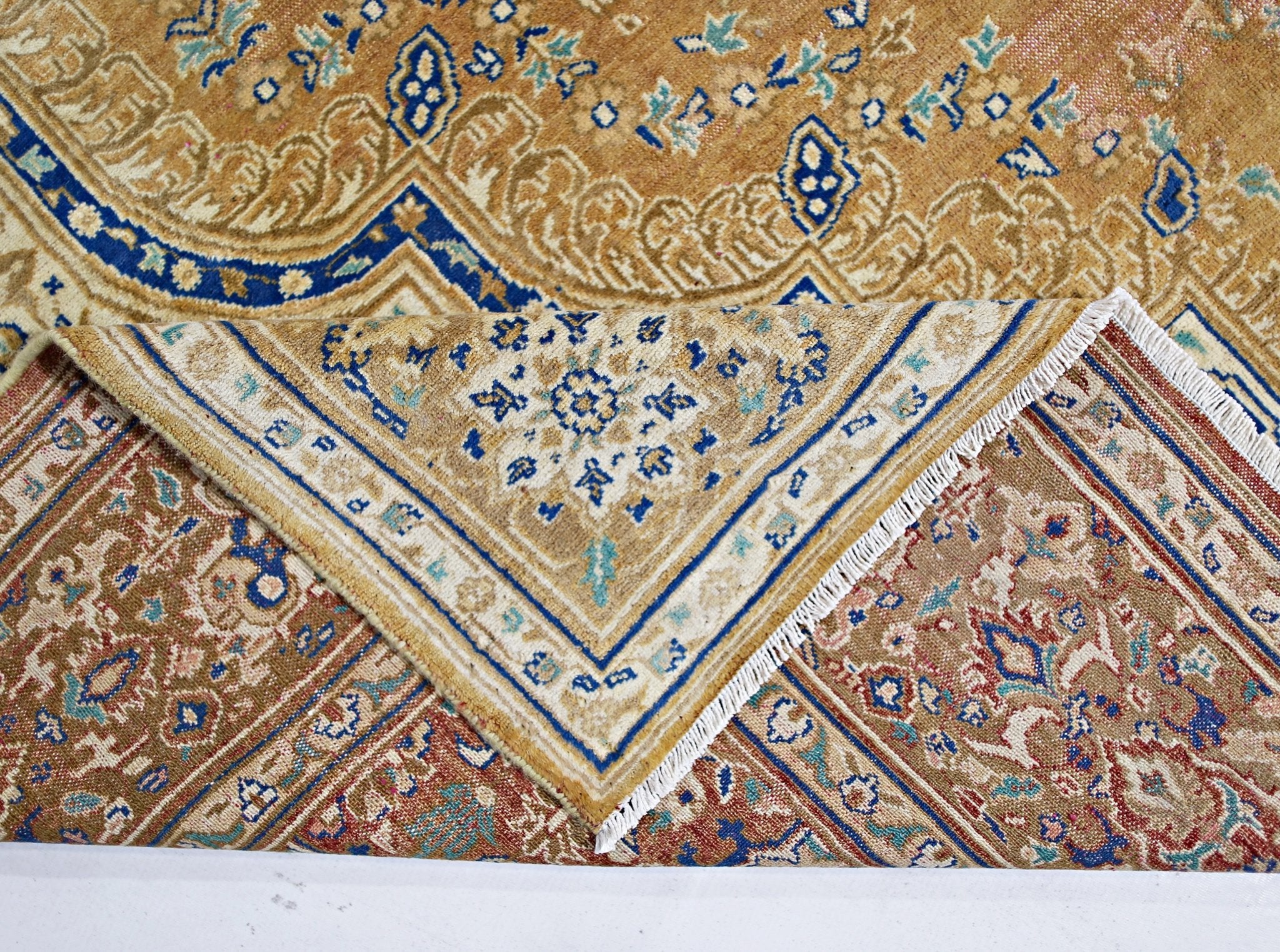 Handmade Vintage Persian Tabriz Rug | 307 x 192 cm | 10'1" x 6'4" - Najaf Rugs & Textile