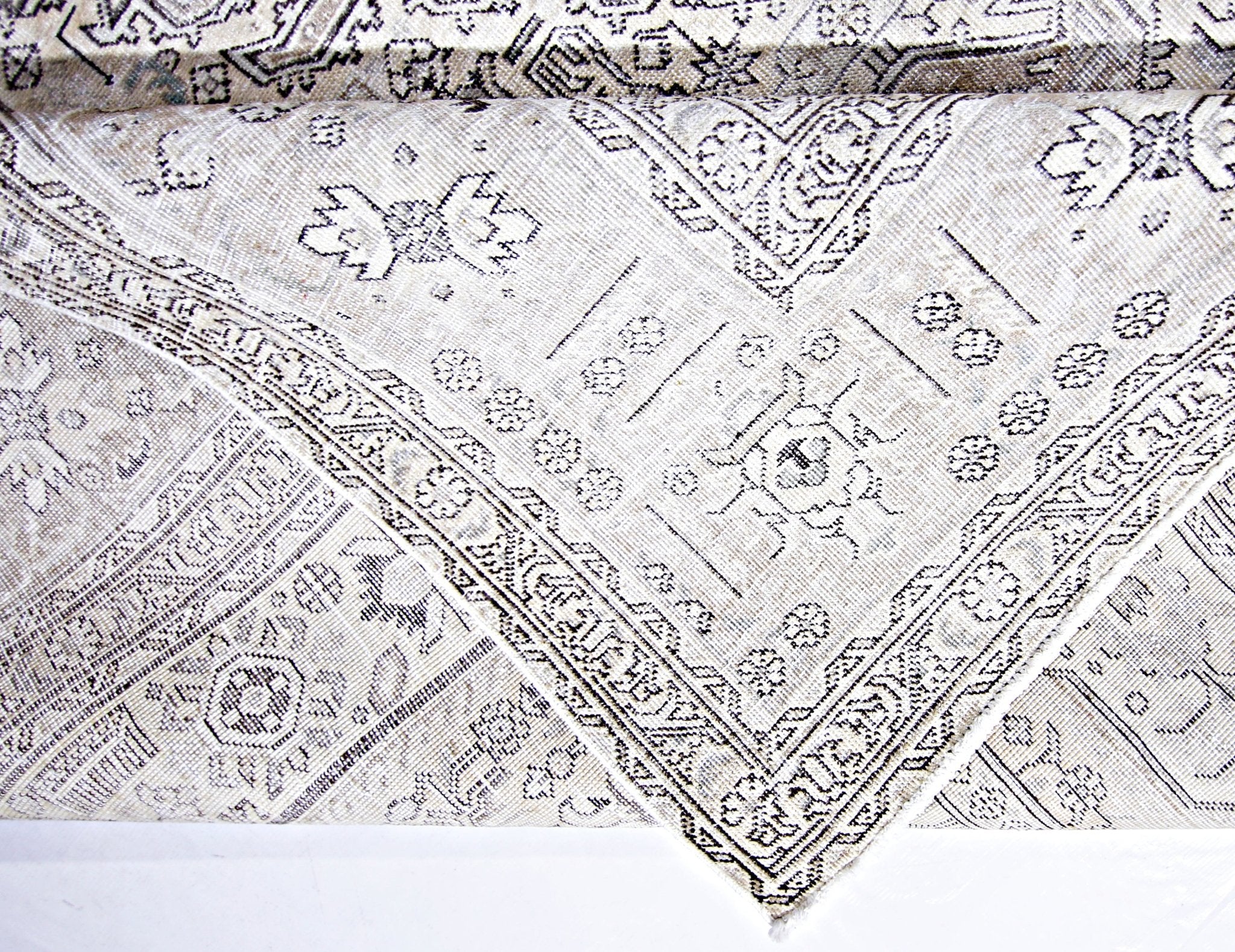 Handmade Vintage Persian Tabriz Rug | 326 x 246 cm | 10'8" x 8'1" - Najaf Rugs & Textile