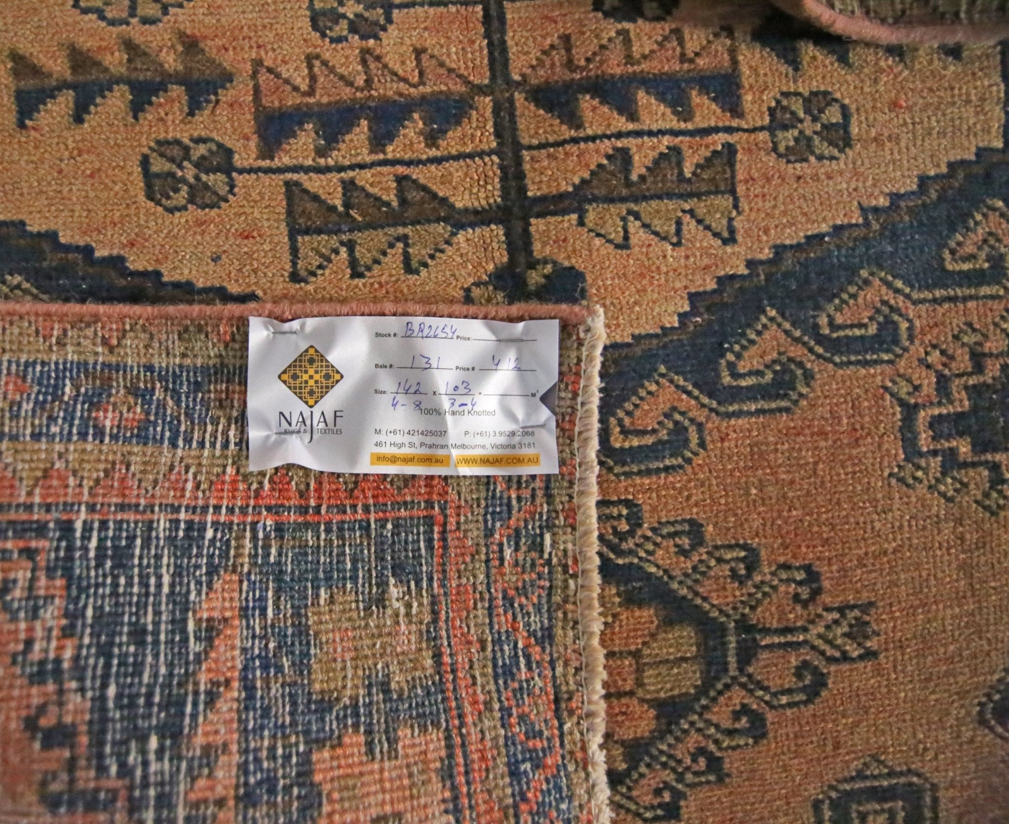 Handmade Vintage Persian Viss Rug | 142 x 103 cm | 4'8" x 3'4" - Najaf Rugs & Textile