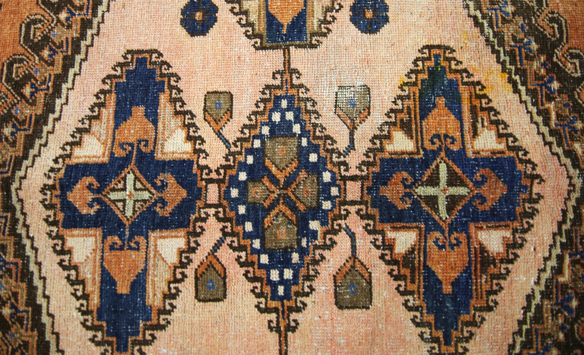 Handmade Vintage Persian Viss Rug | 317 x 210 cm | 10'5" x 6'11" - Najaf Rugs & Textile