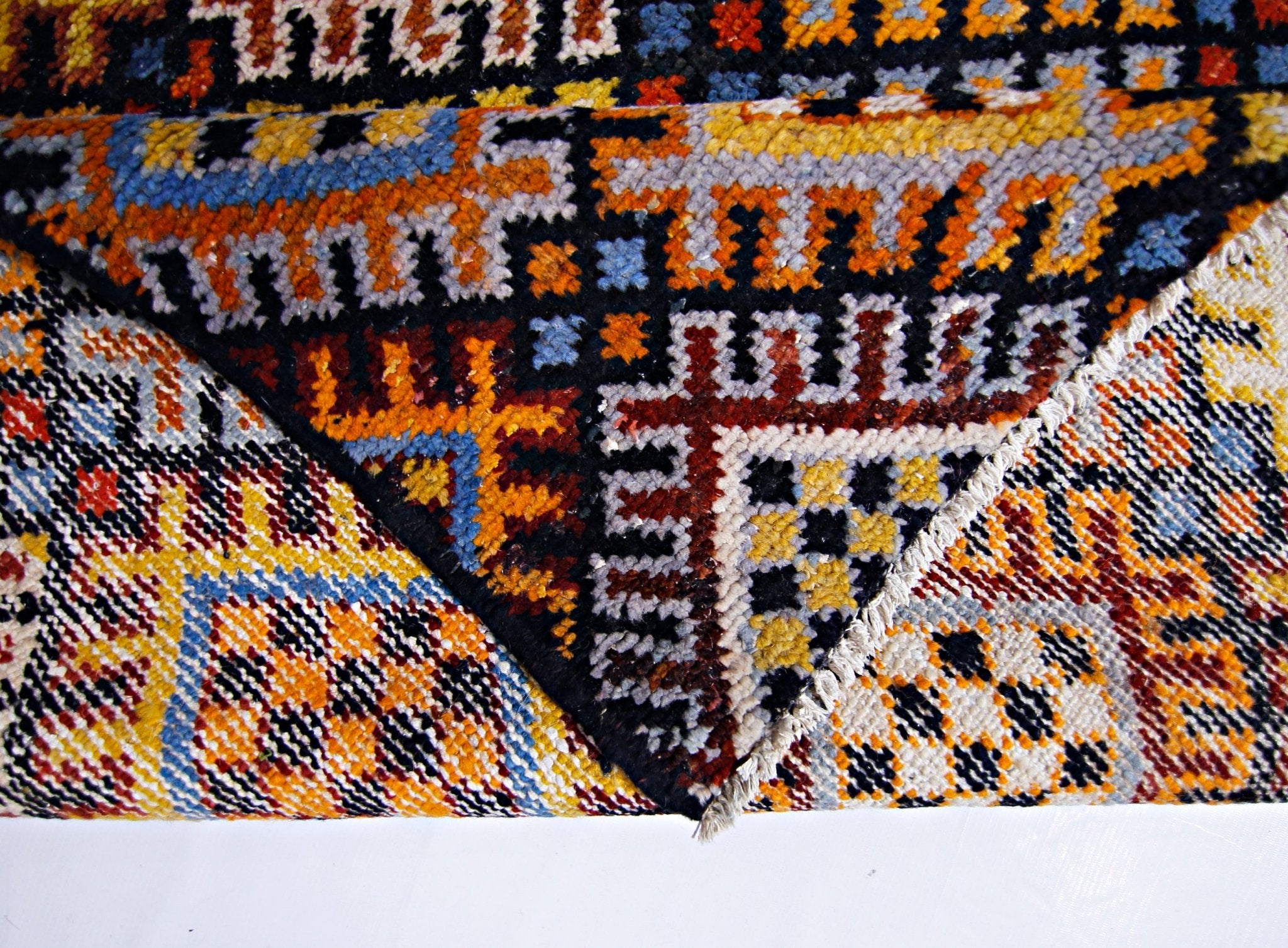 Handmade Vintage Tribal Rug | 224 x 171 cm | 7'4" x 5'7" - Najaf Rugs & Textile