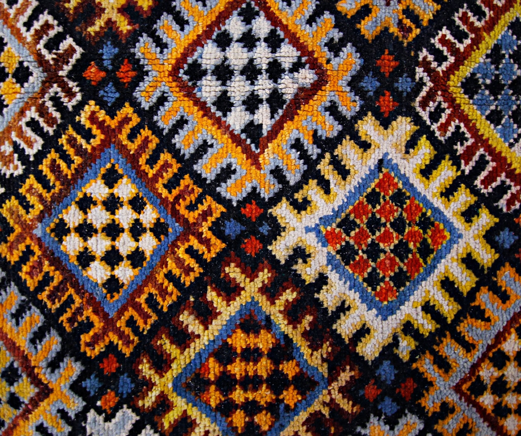 Handmade Vintage Tribal Rug | 224 x 171 cm | 7'4" x 5'7" - Najaf Rugs & Textile