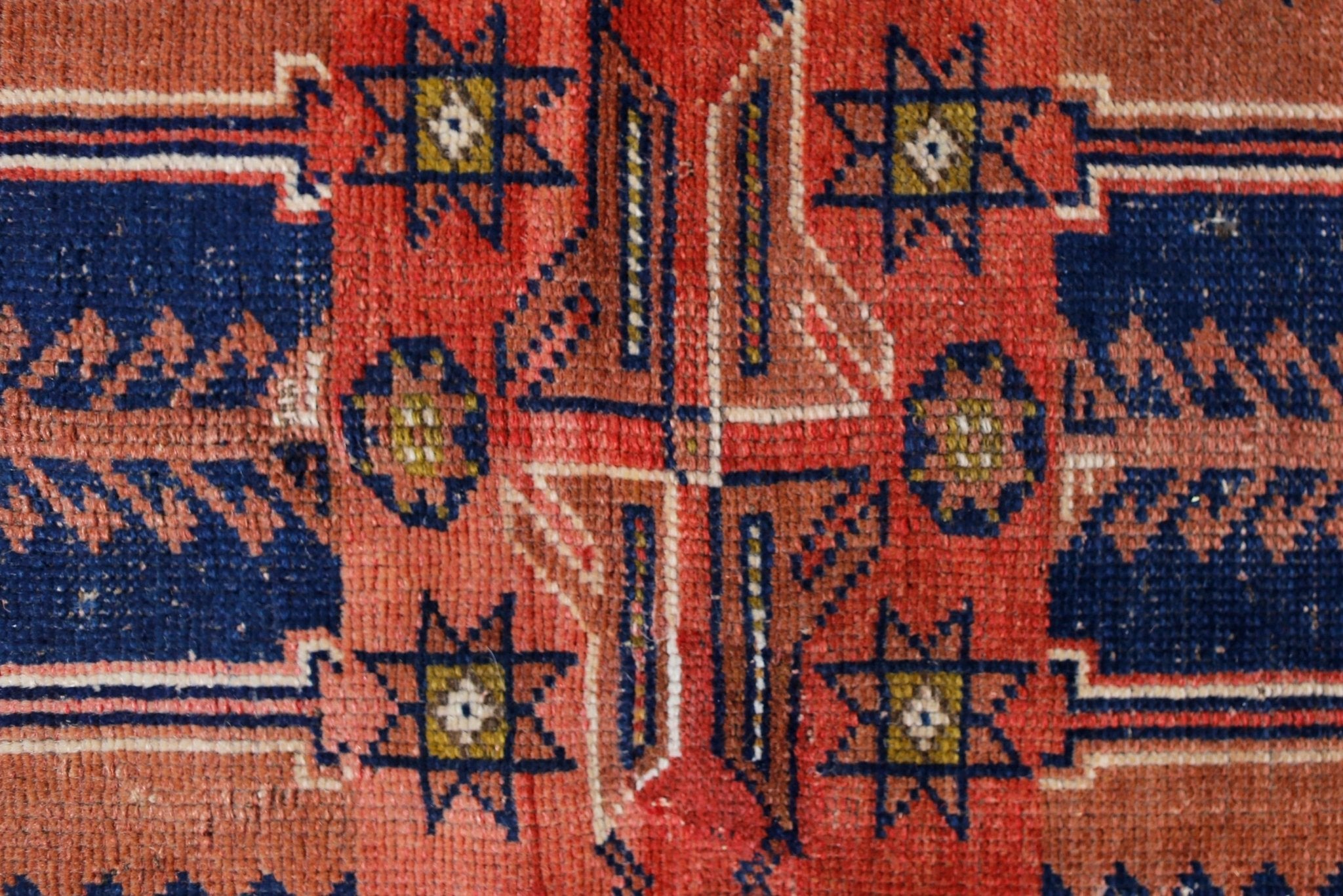 Handmade Vintage Turkish Dosemalti Rug | 190 x 122 cm | 6'3" x 4' - Najaf Rugs & Textile