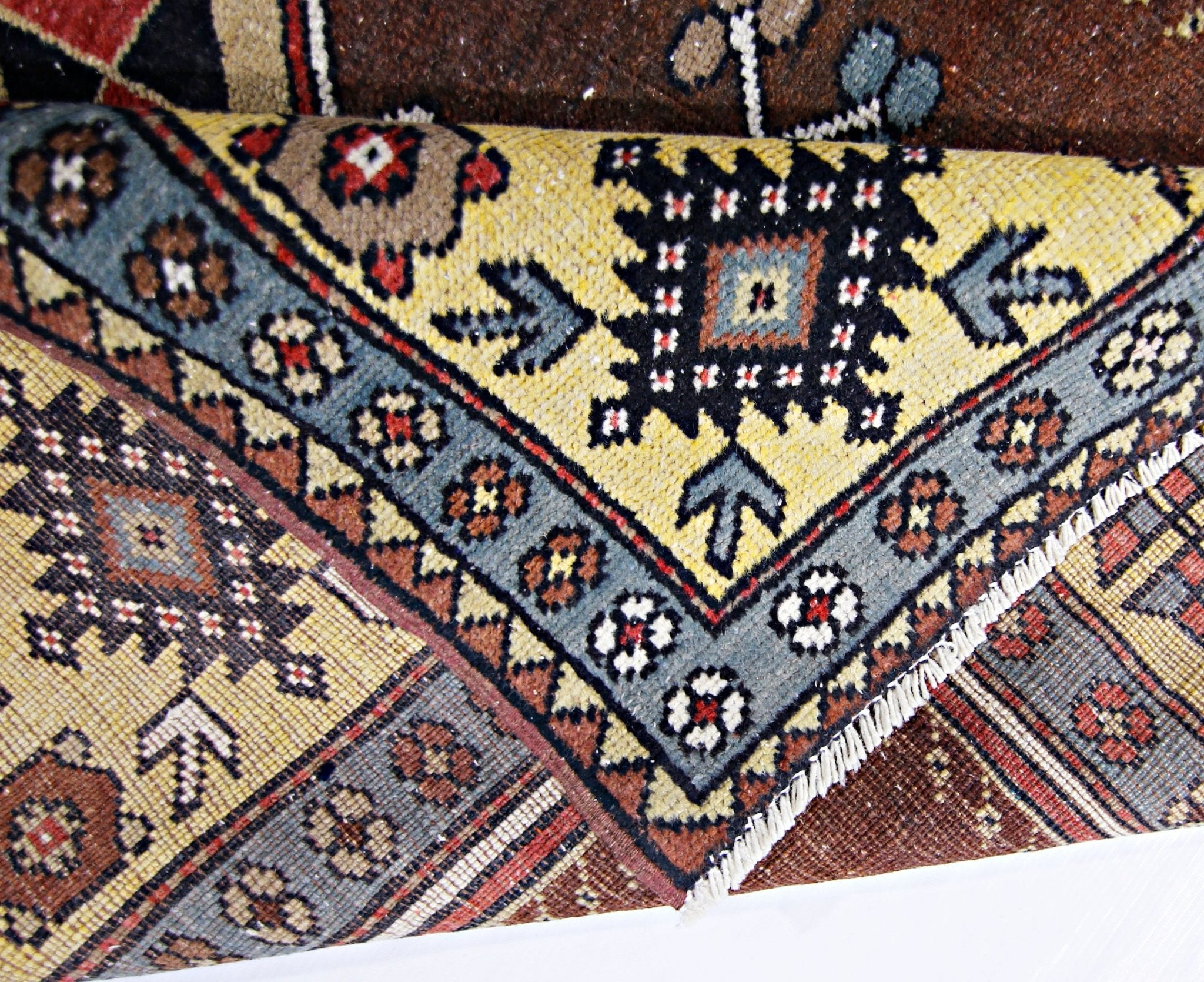 Handmade Vintage Turkish Kayseri Prayer Rug | 198 x 122 cm | 6'6" x 4' - Najaf Rugs & Textile