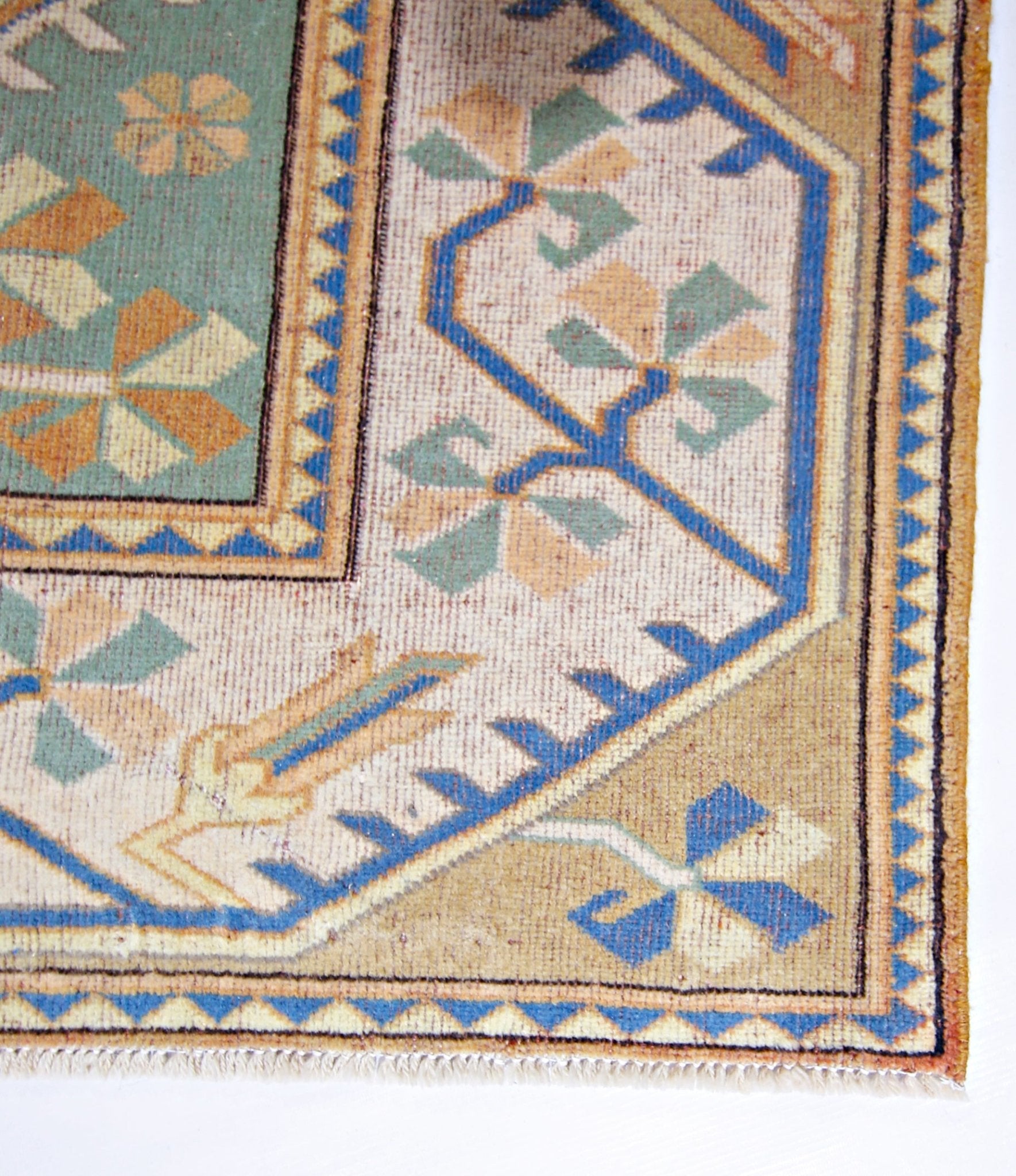 Handmade Vintage Turkish Milas Rug | 283 x 201 cm | 9'3" x 6'7" - Najaf Rugs & Textile