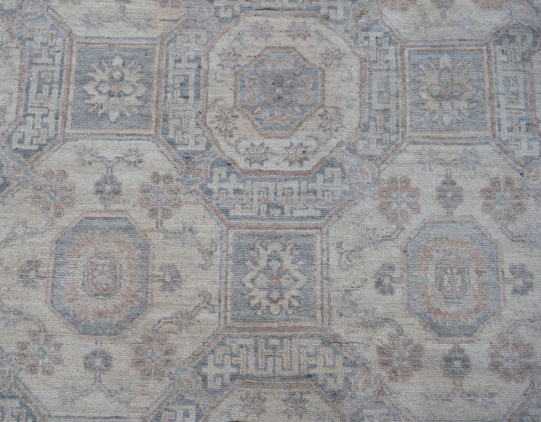 Handwoven Transitional Oushak Rug | 600 x 420 cm | 19'8" x 13'9" - Najaf Rugs & Textile