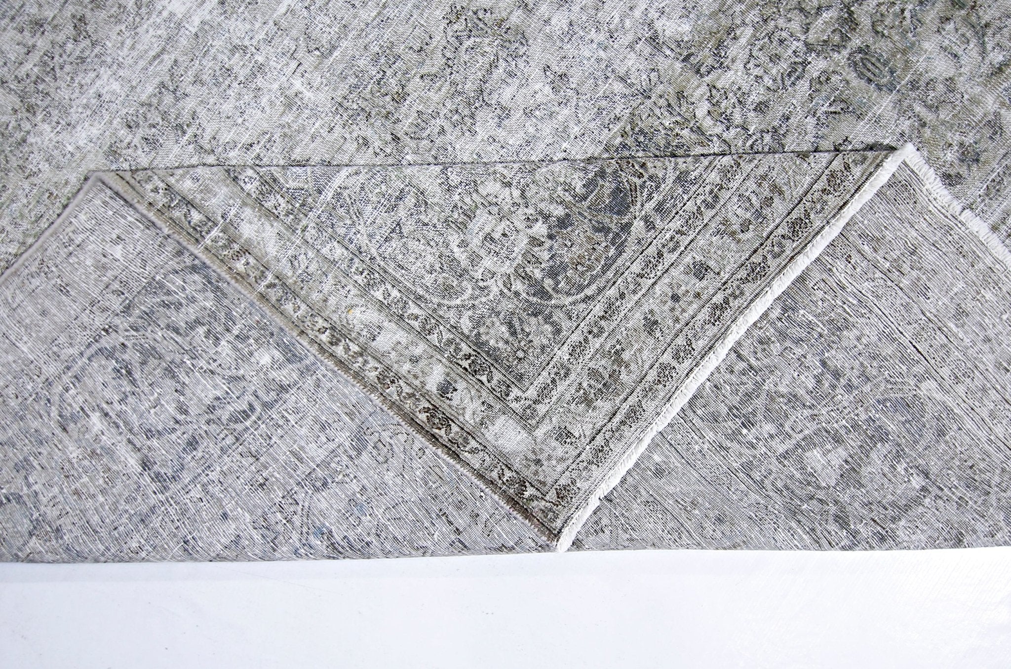 Handwoven Vintage Persian Kerman Rug | 364 x 258 cm | 11'11" x 8'6" - Najaf Rugs & Textile