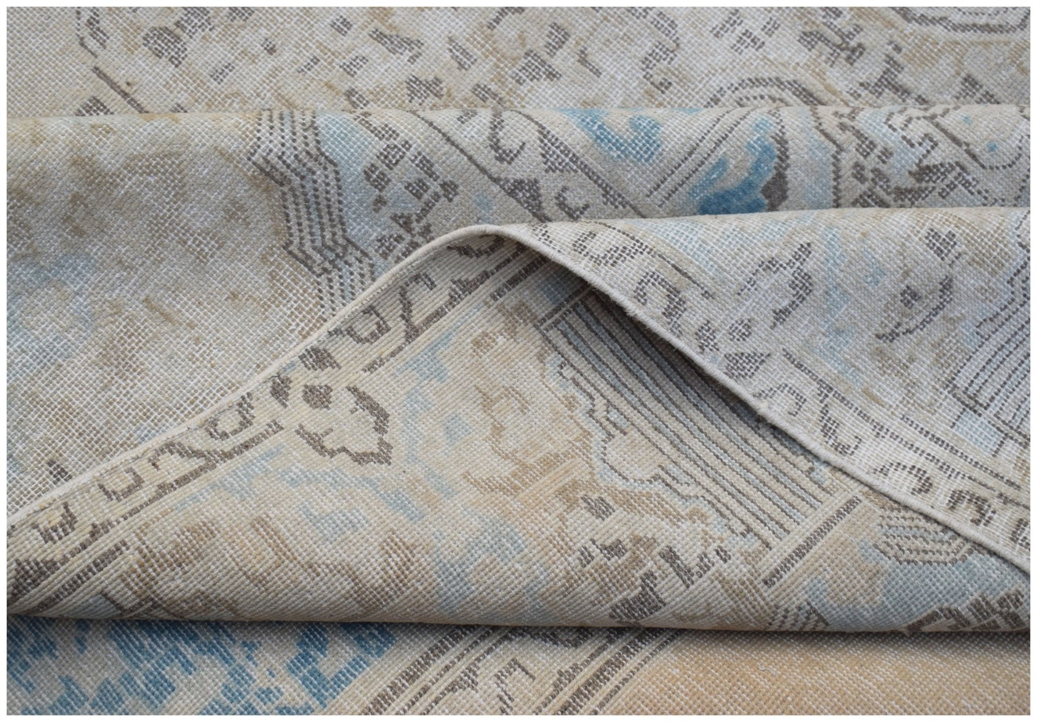 Handwoven Vintage Persian Kerman Rug | 377 x 285 cm | 12'9" x 9'4" - Najaf Rugs & Textile