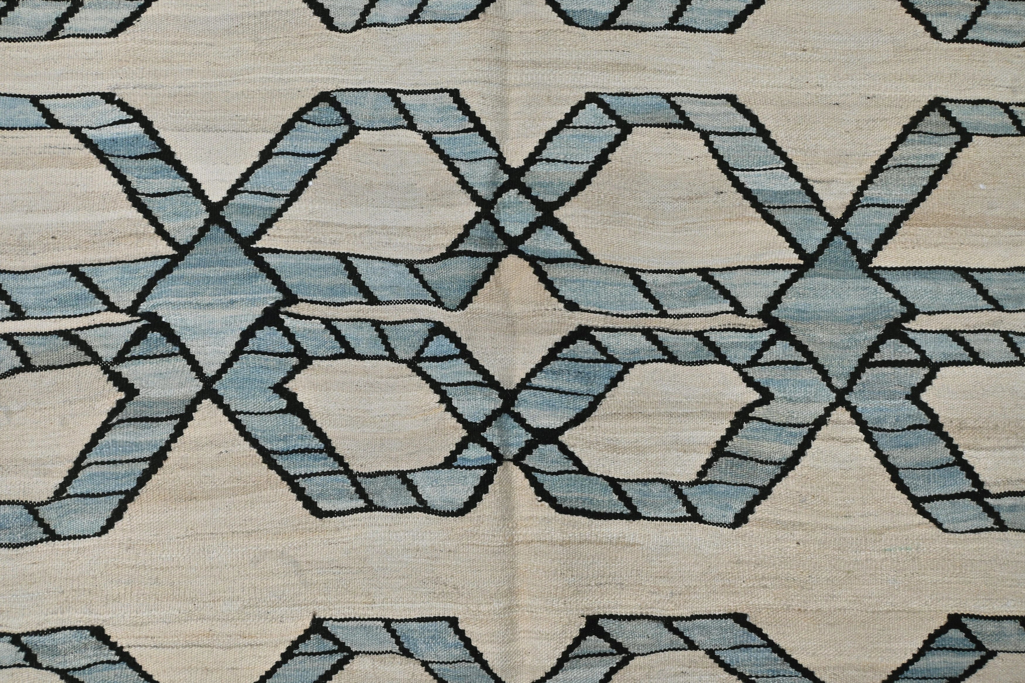 370 X 270 CM / 12' X 9' FT - Najaf Rugs & Textile