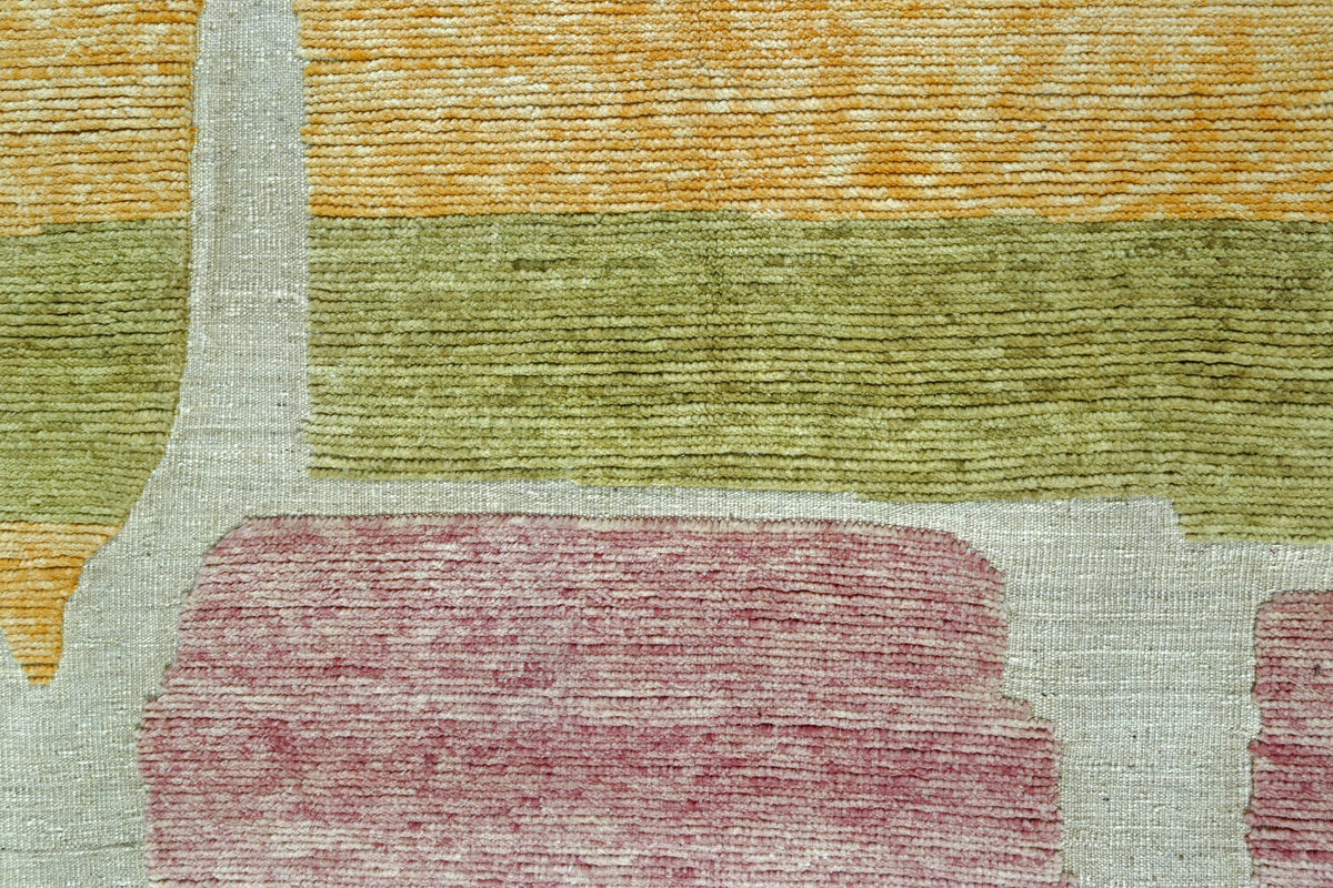Rugs $2,000 to $4,000