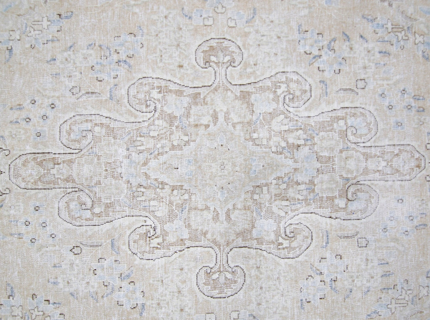 Neutral Rugs