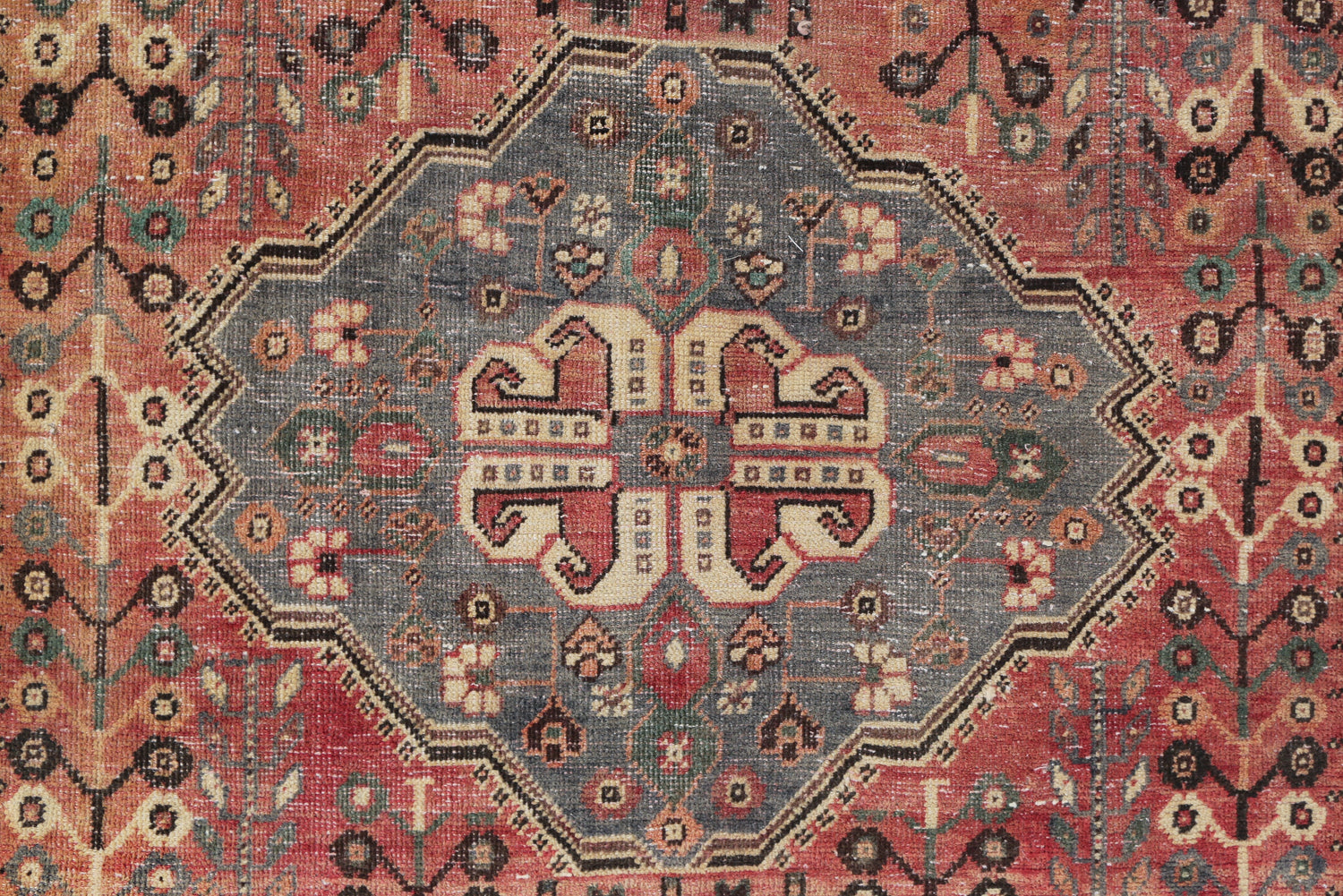 Persian Rugs - Najaf Rugs & Textile
