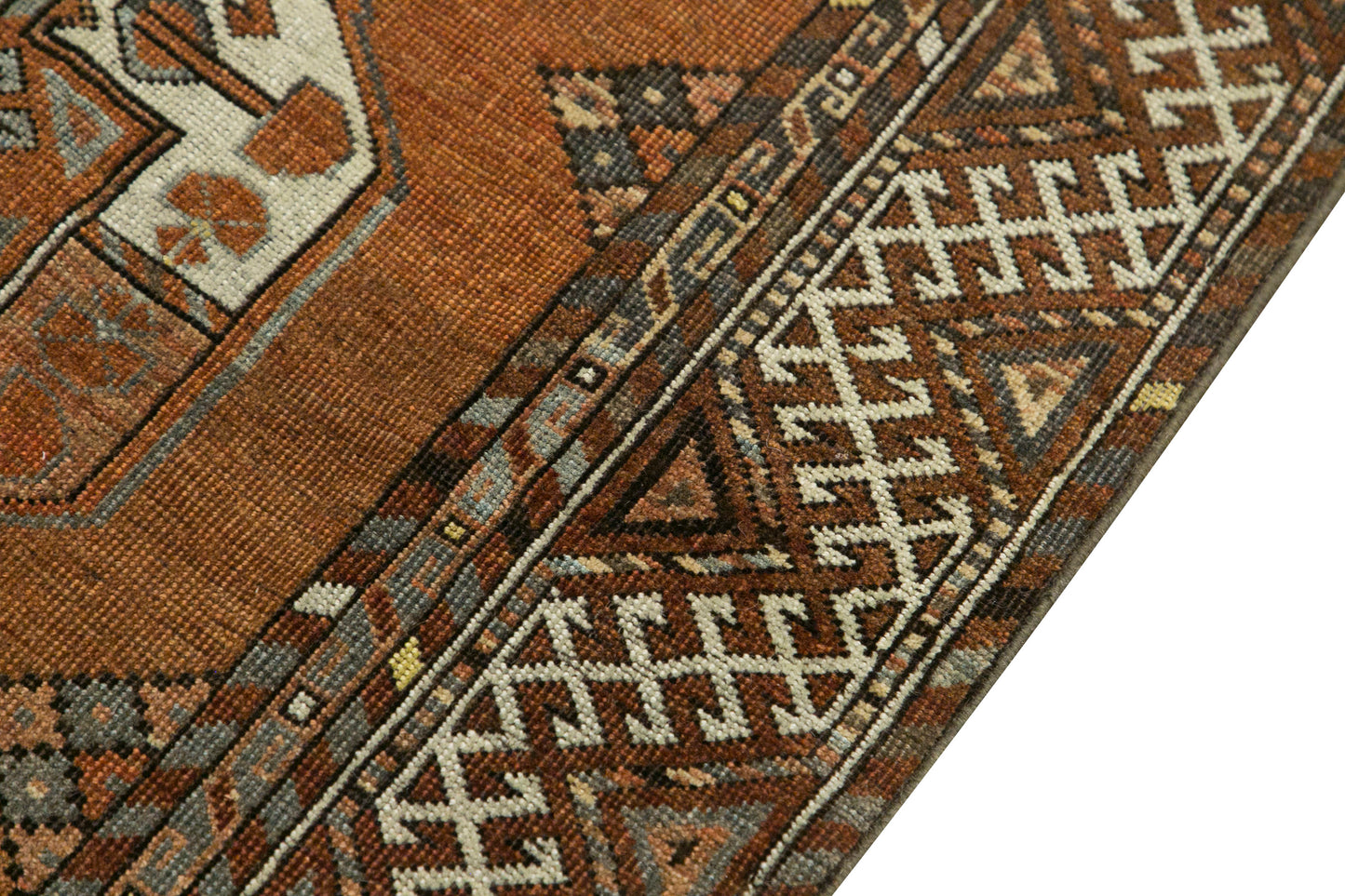 Antique Turkmen Ersari Rug