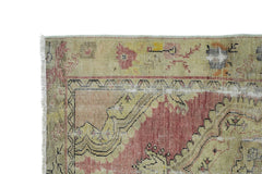Handmade Mini Vintage Turkish Uşak Rug | 101 x 55 cm | 3'3" x 1'3" - Najaf Rugs