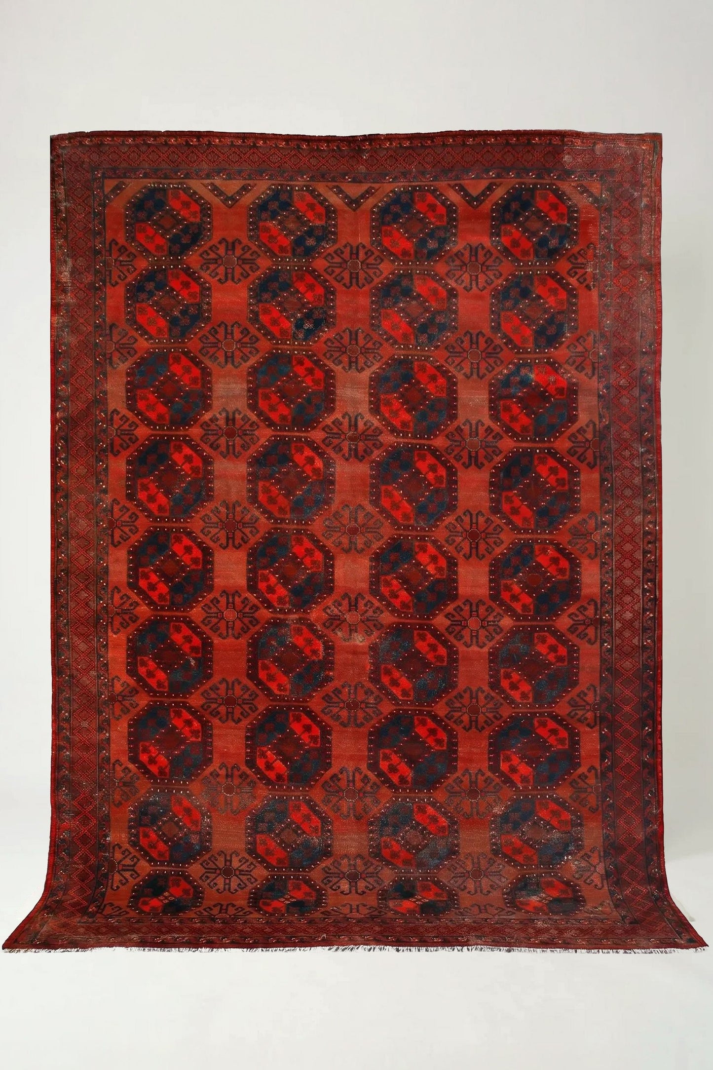 Antique Turkmen Ersari Rug