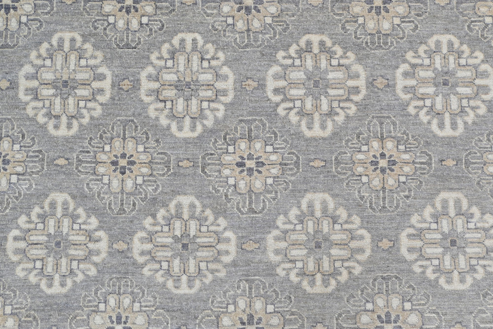 Transitional Aaram Rug