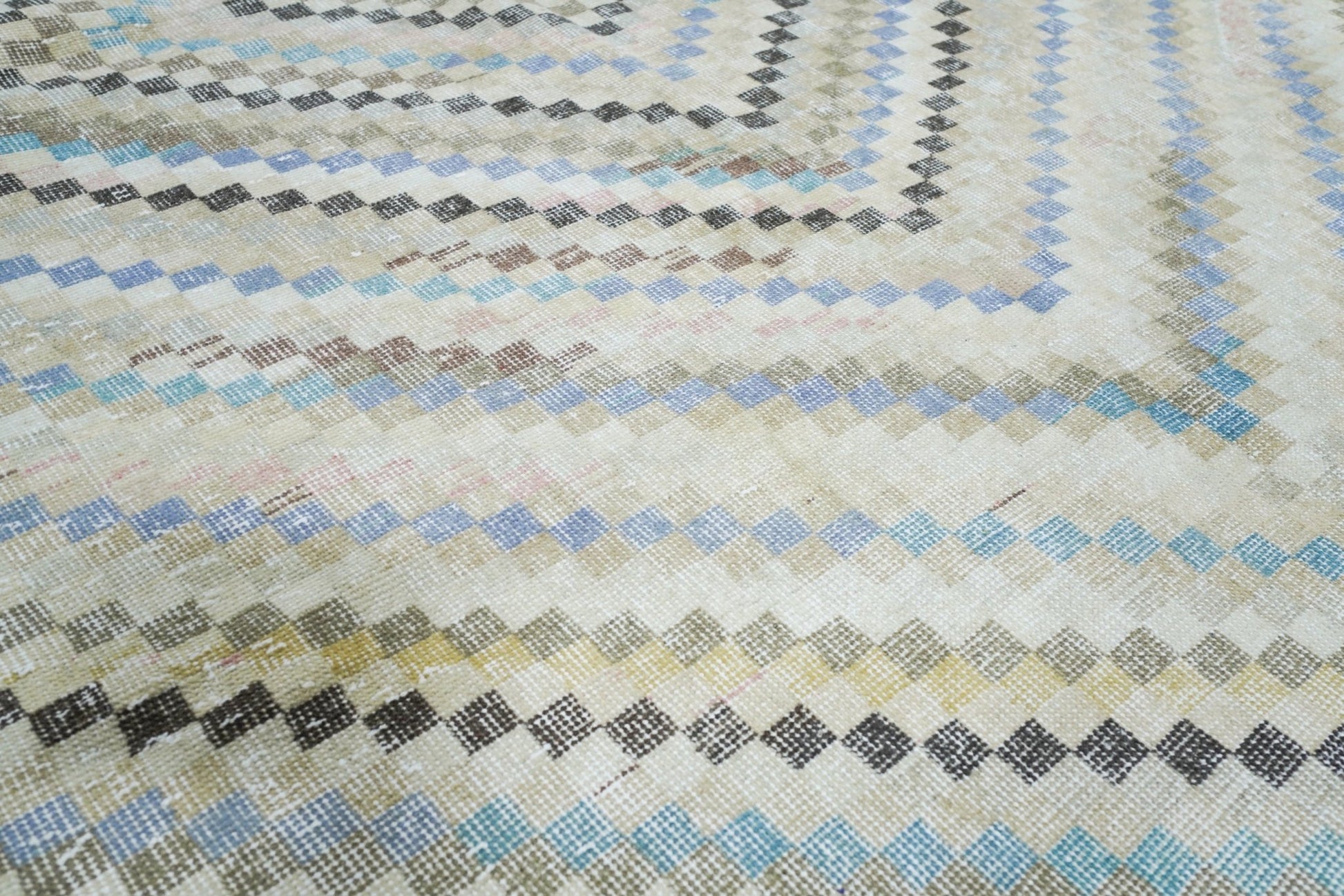 Handmade Vintage Turkish Rug | 275 x 187 cm | 9' x 6'1" - Najaf Rugs
