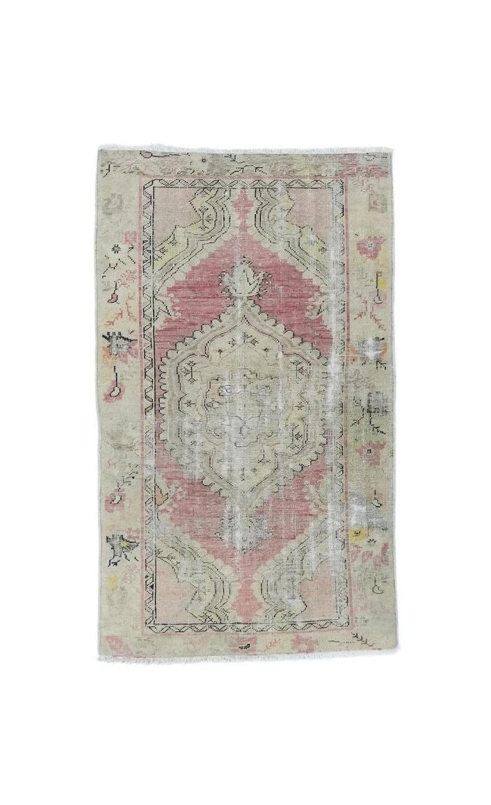 Handmade Mini Vintage Turkish Uşak Rug | 101 x 55 cm | 3'3" x 1'3" - Najaf Rugs