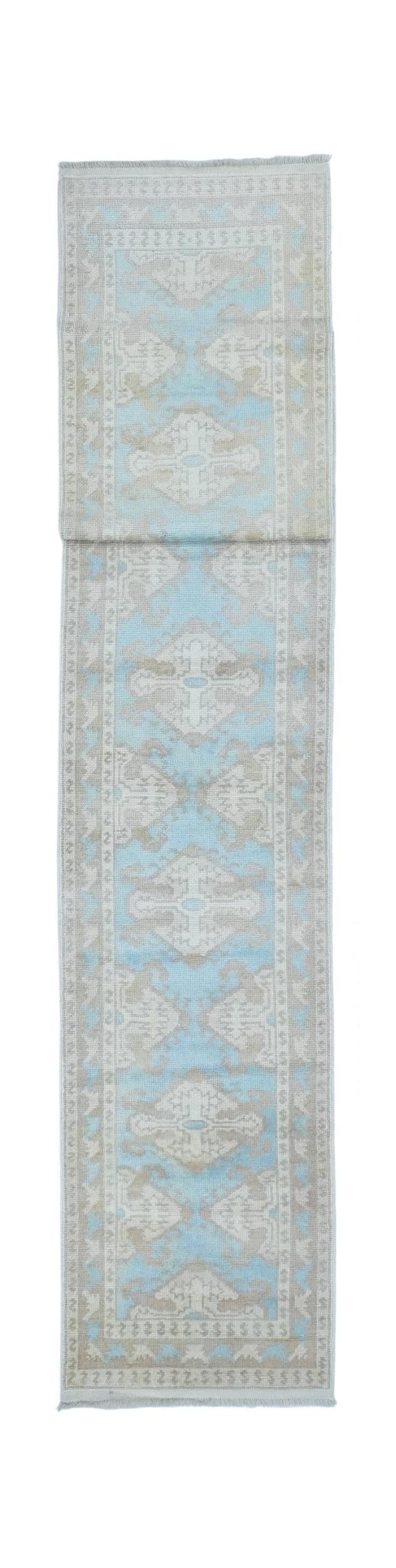 Handmade Turkish Uşak Hallway Runner | 520 x 83 cm | 17' x 2'6" - Najaf Rugs