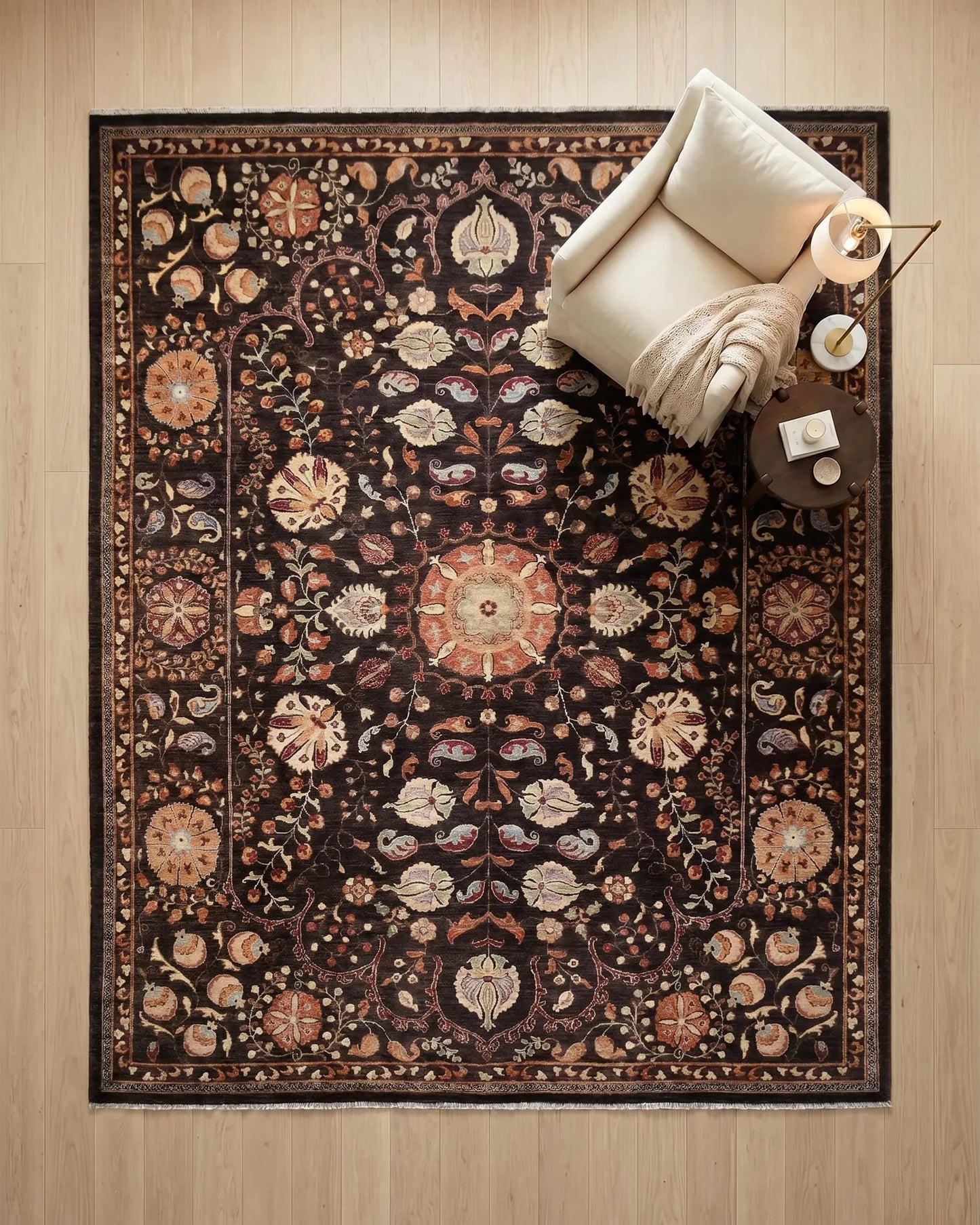Afghan Chobi Rug – Suzani
