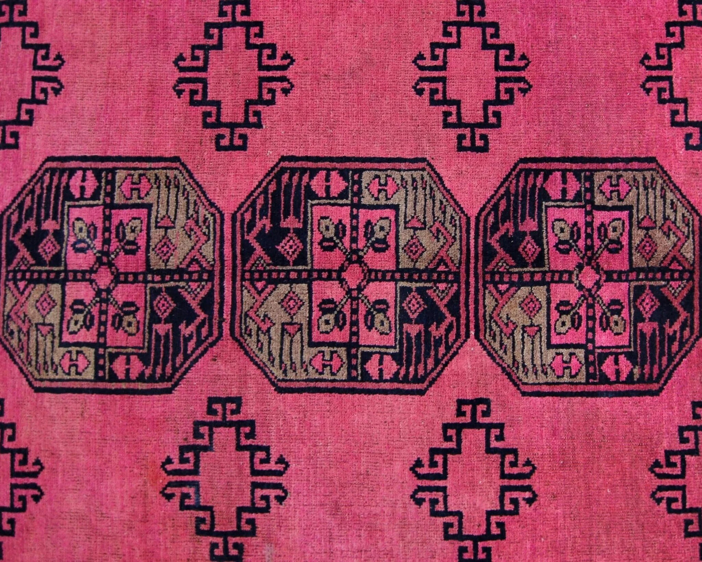 Vintage Turkmen Ersari Rug