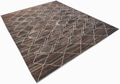 Afghan Maimana Kilim with a geometric diamond pattern in brown and white.