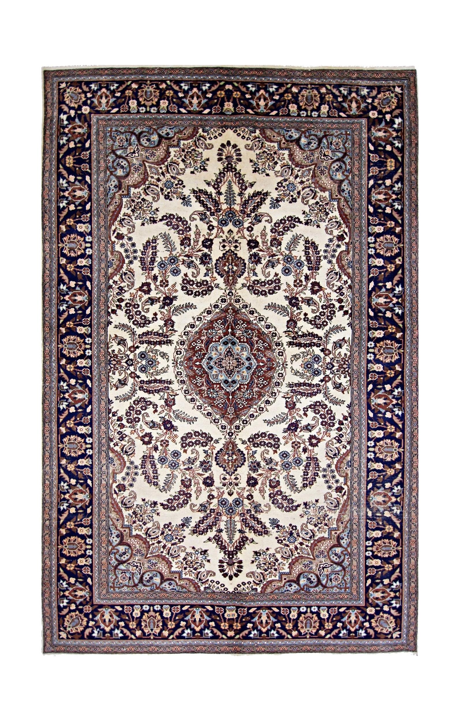 Traditional Pakistani Rug