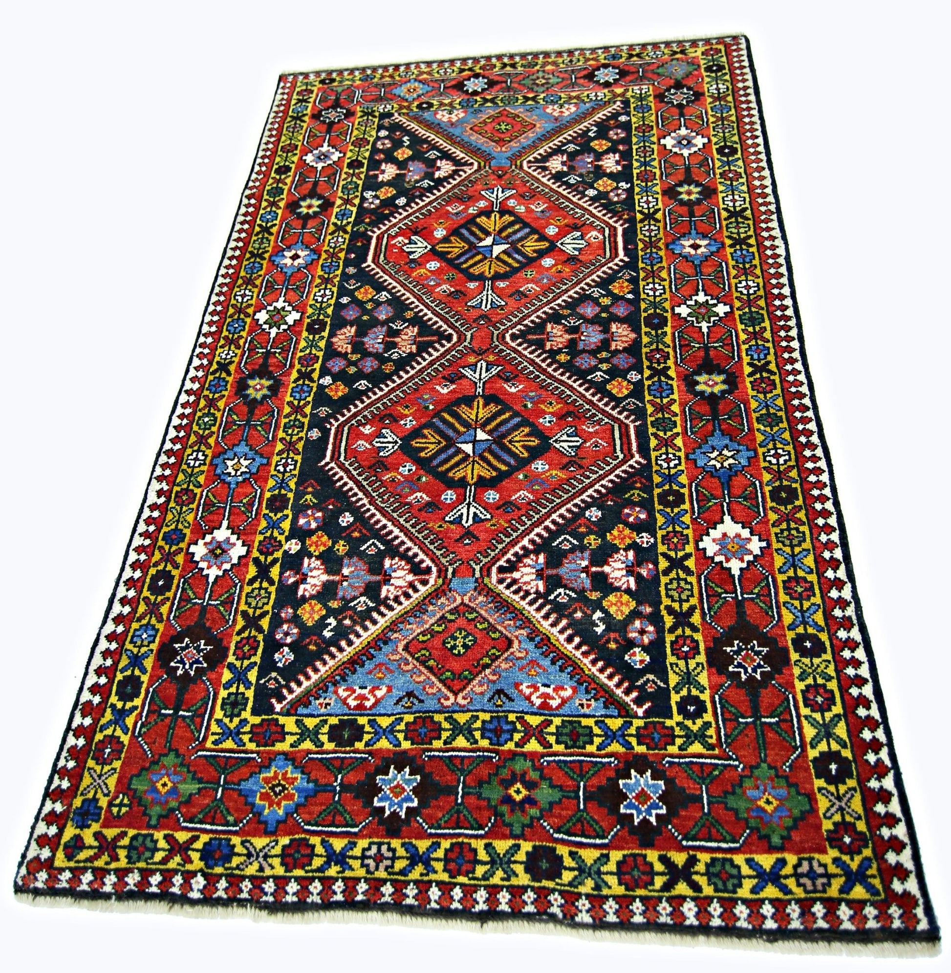 Handmade Vintage Persian Shiraz Rug | 167 x 109 cm | 5'6" x 3'7" - Najaf Rugs & Textile