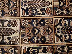 Handmade Vintage Persian Bakhtiar Rug | 199 x 140 cm | 6'6" x 4'7" - Najaf Rugs & Textile