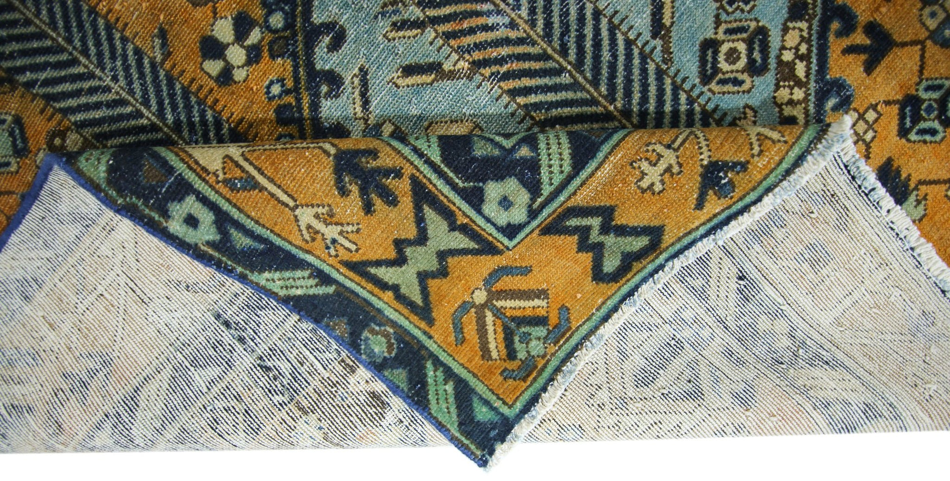 Handmade Vintage Persian Bakhtiar Rug | 272 x 163 cm | 8'11" x 5'4" - Najaf Rugs & Textile
