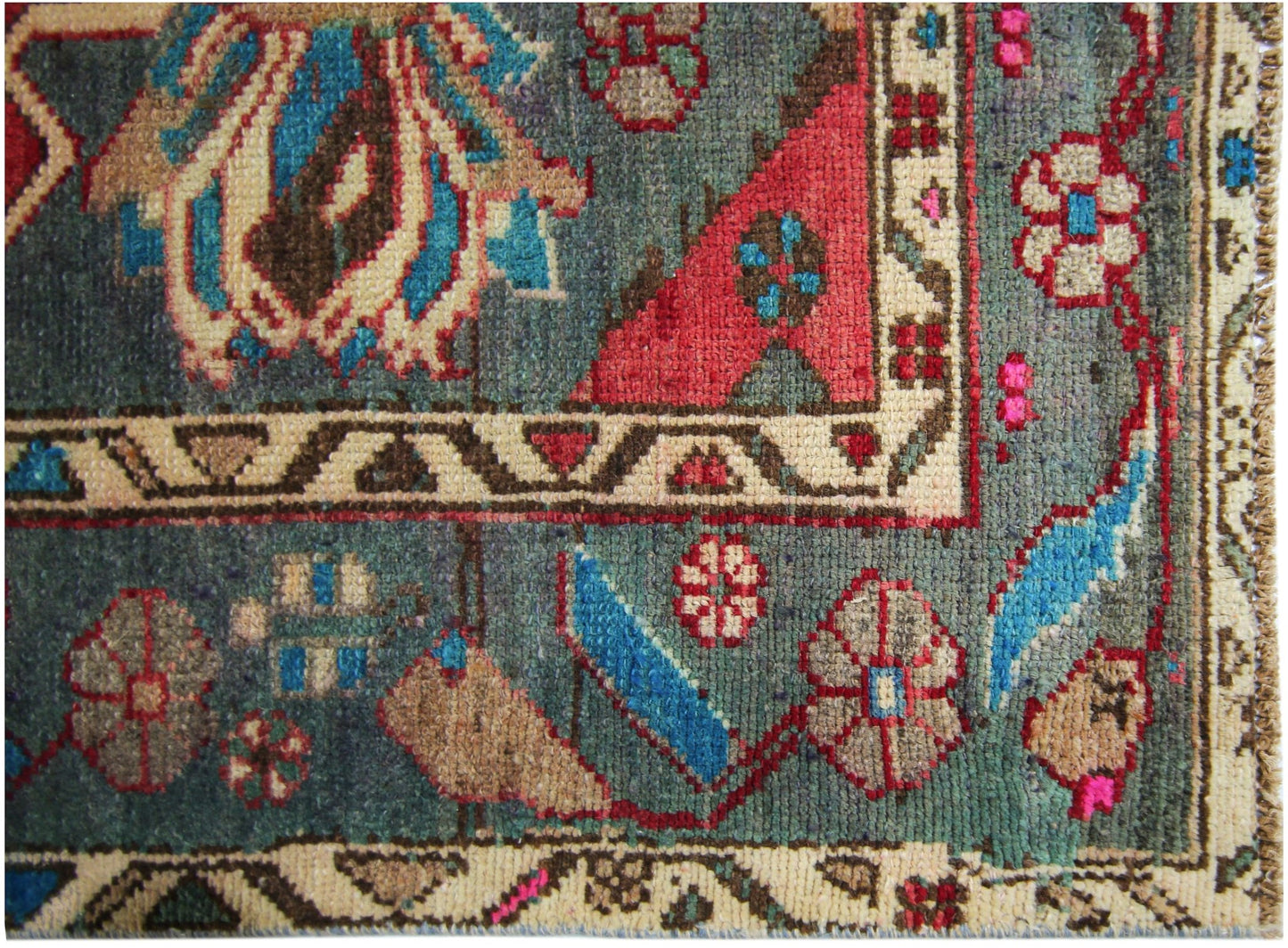 Handmade Vintage Persian Bakhtiar Rug | 283 x 221 cm | 9'3" x 7'3" - Najaf Rugs & Textile
