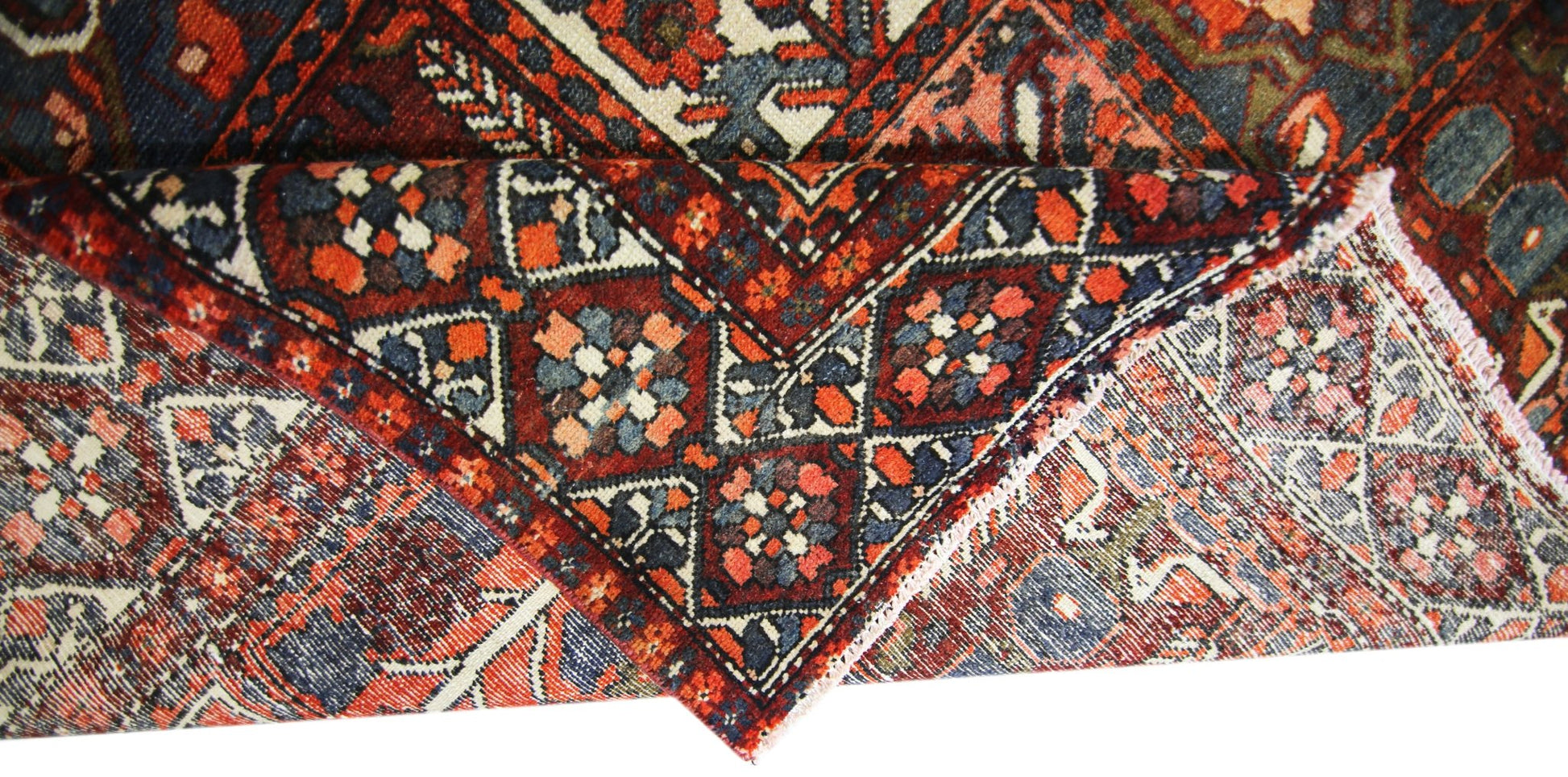Handmade Vintage Persian Bakhtiar Rug | 299 x 213 cm | 9'10" x 7' - Najaf Rugs & Textile