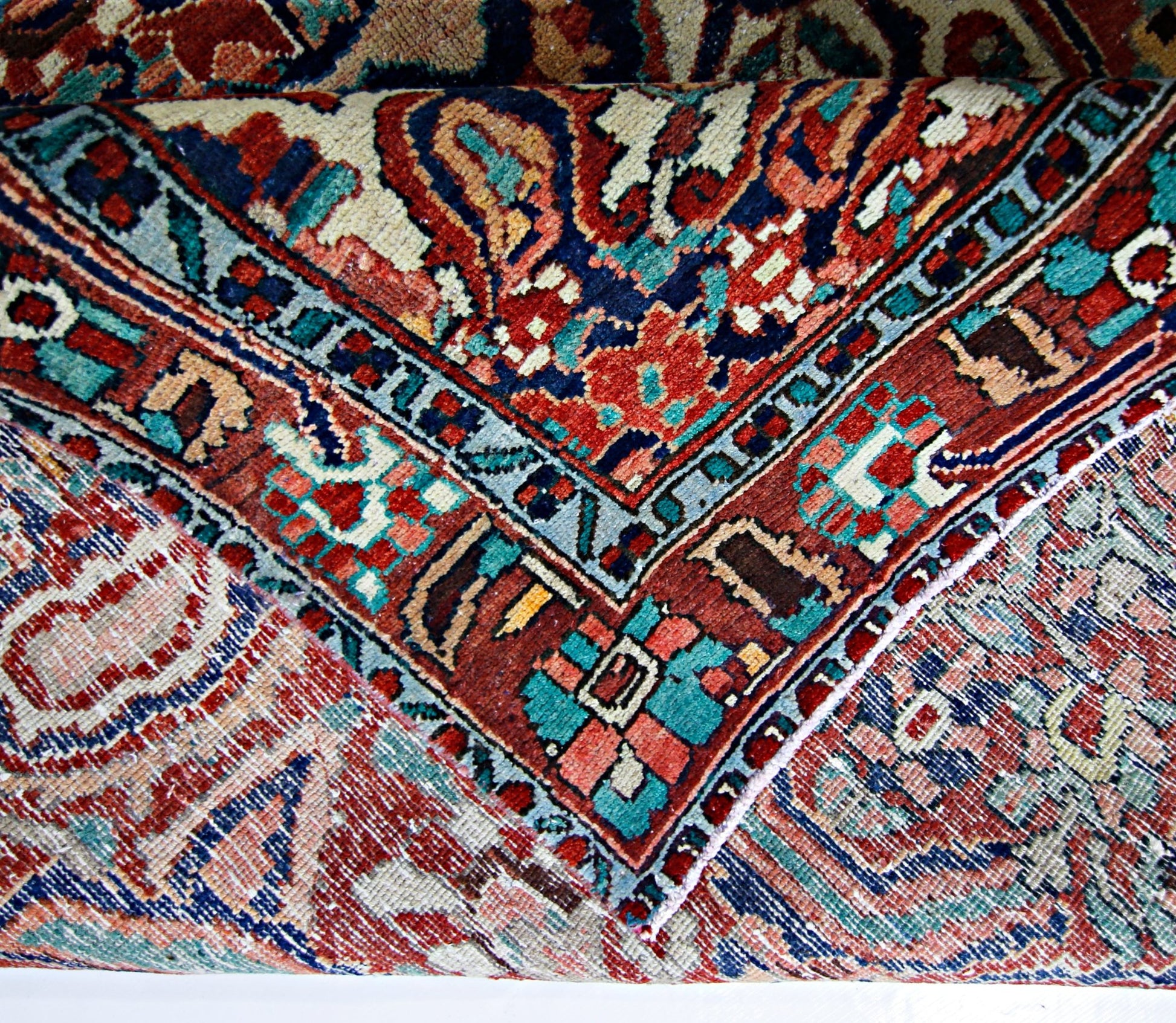 Handmade Vintage Persian Bakhtiar Rug | 301 x 212 cm | 9'11" x 7' - Najaf Rugs & Textile