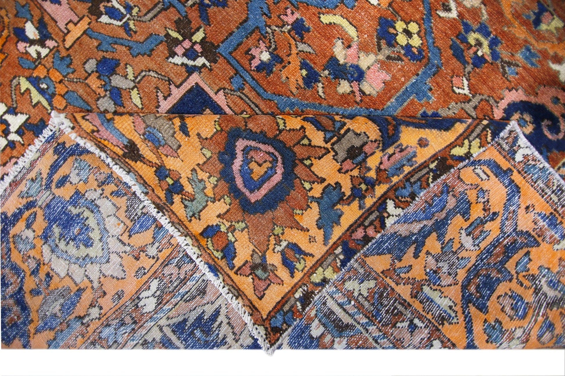 Handmade Vintage Persian Bakhtiar Rug | 456 x 347 cm | 15' x 11'4" - Najaf Rugs & Textile